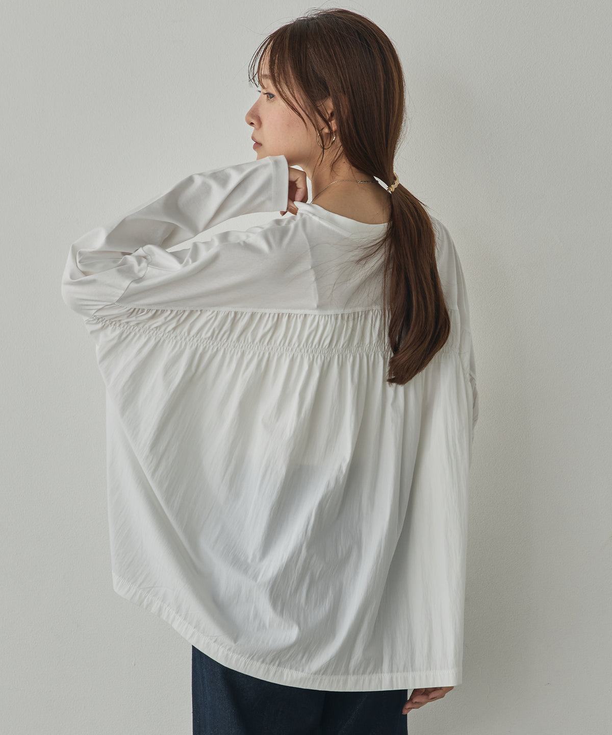 GATHERED-DESIGN DOCKING TOPS