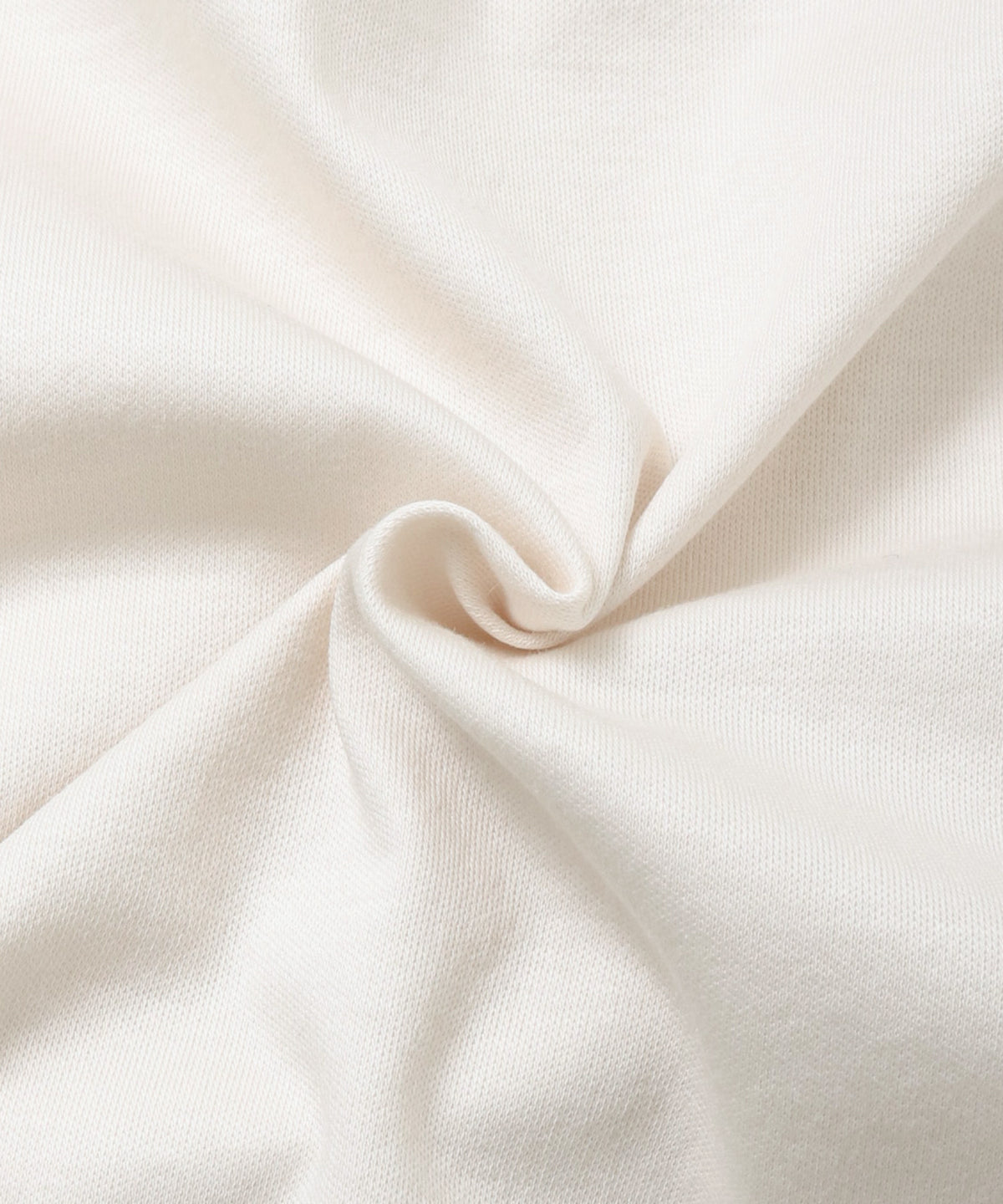 GATHERED-DESIGN DOCKING TOPS