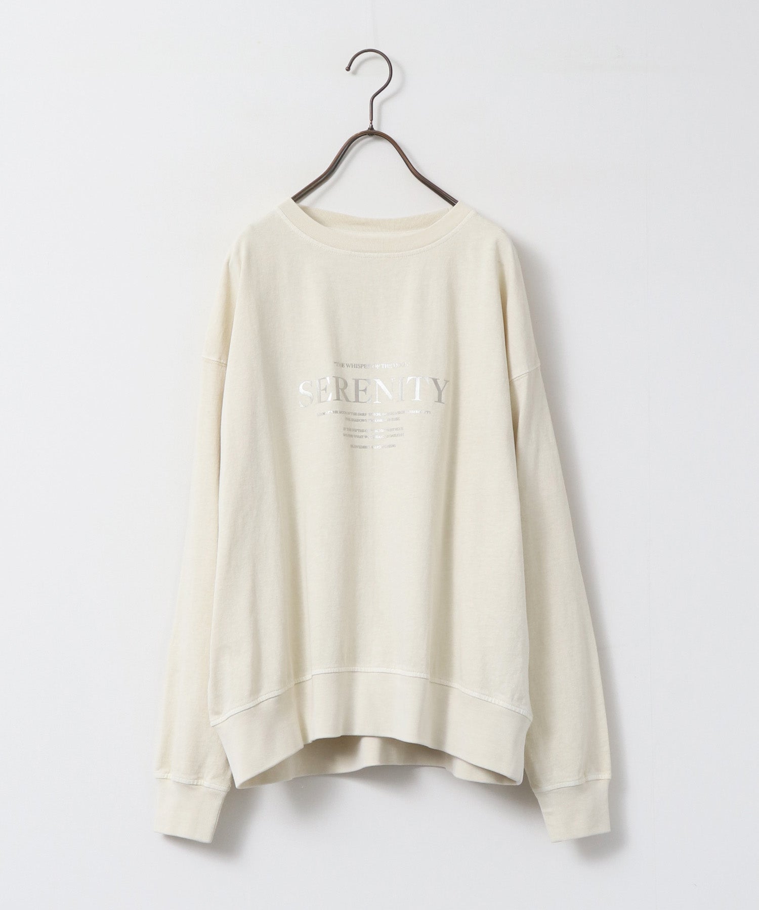 VINTAGE-STYLE FOIL PRINT TOPS
