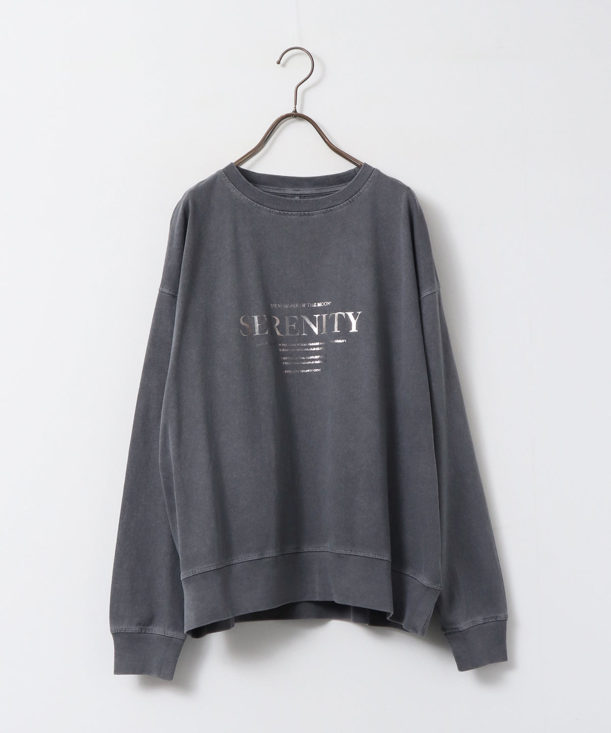 VINTAGE-STYLE FOIL PRINT TOPS