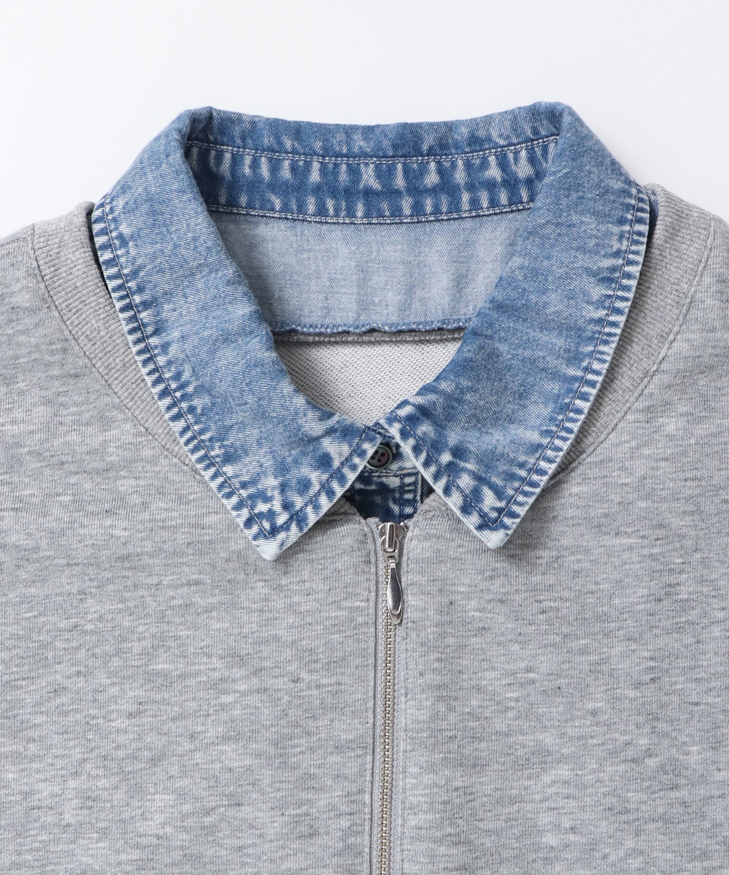 DENIM-COLLAR DOCKING FAKE-LAYERED TOP