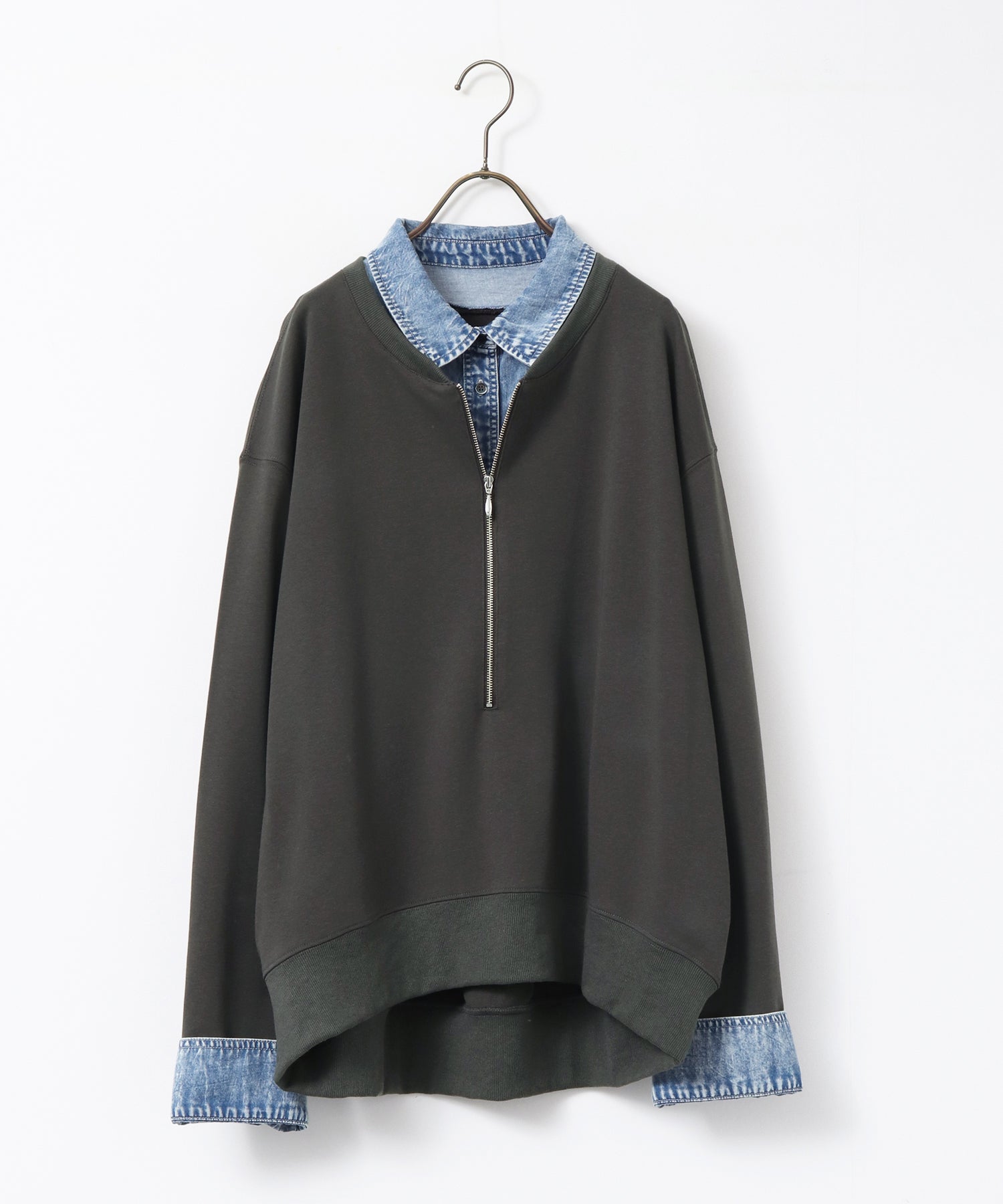 DENIM-COLLAR DOCKING FAKE-LAYERED TOP