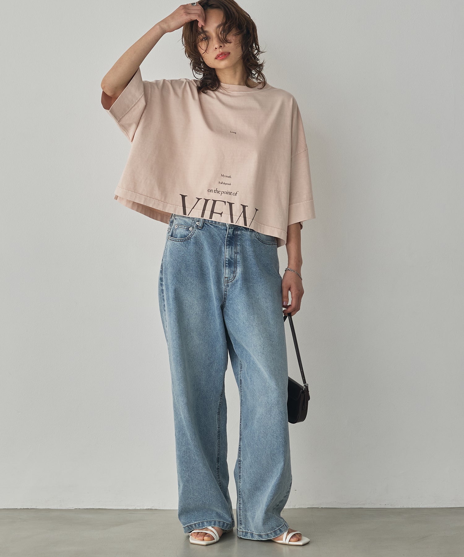 WIDE-FIT SHORT-SLEEVED LOGO T-SHIRT