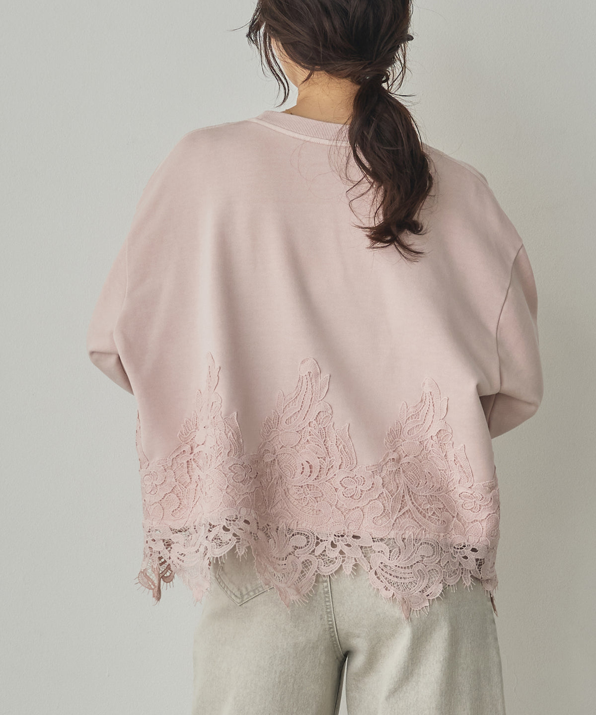 FLEECE-LINED LACE-DOCKED TOPS