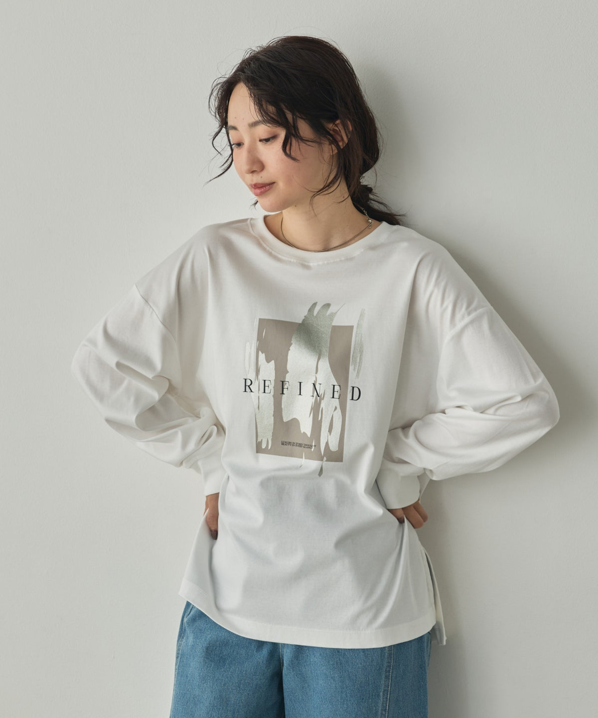 FOIL-PRINTED LONG-SLEEVE T-SHIRT