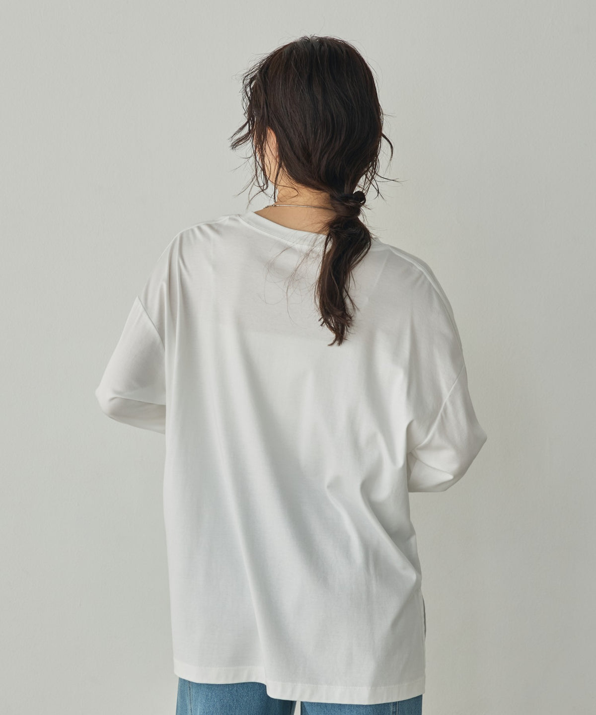 FOIL-PRINTED LONG-SLEEVE T-SHIRT