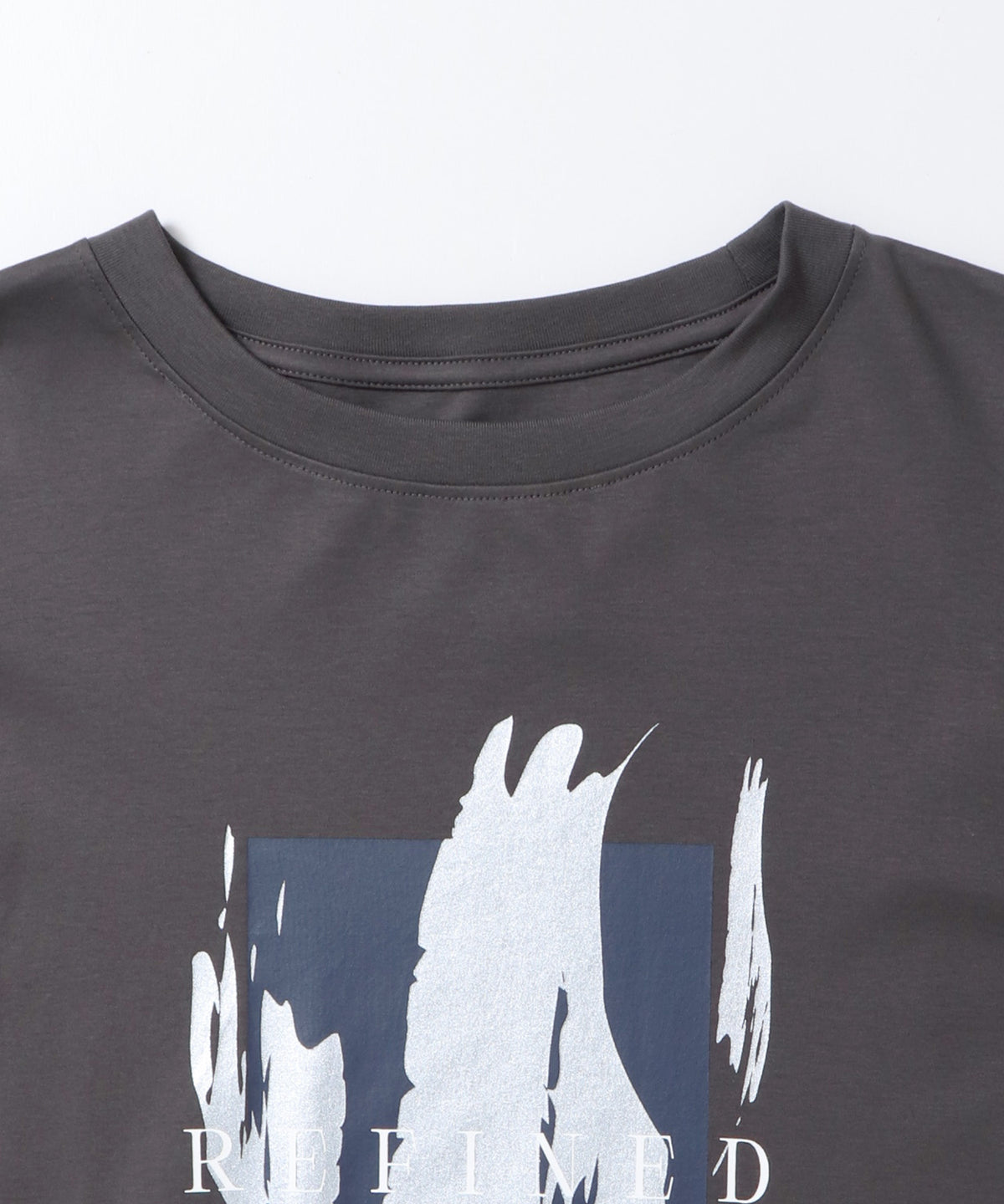 FOIL-PRINTED LONG-SLEEVE T-SHIRT
