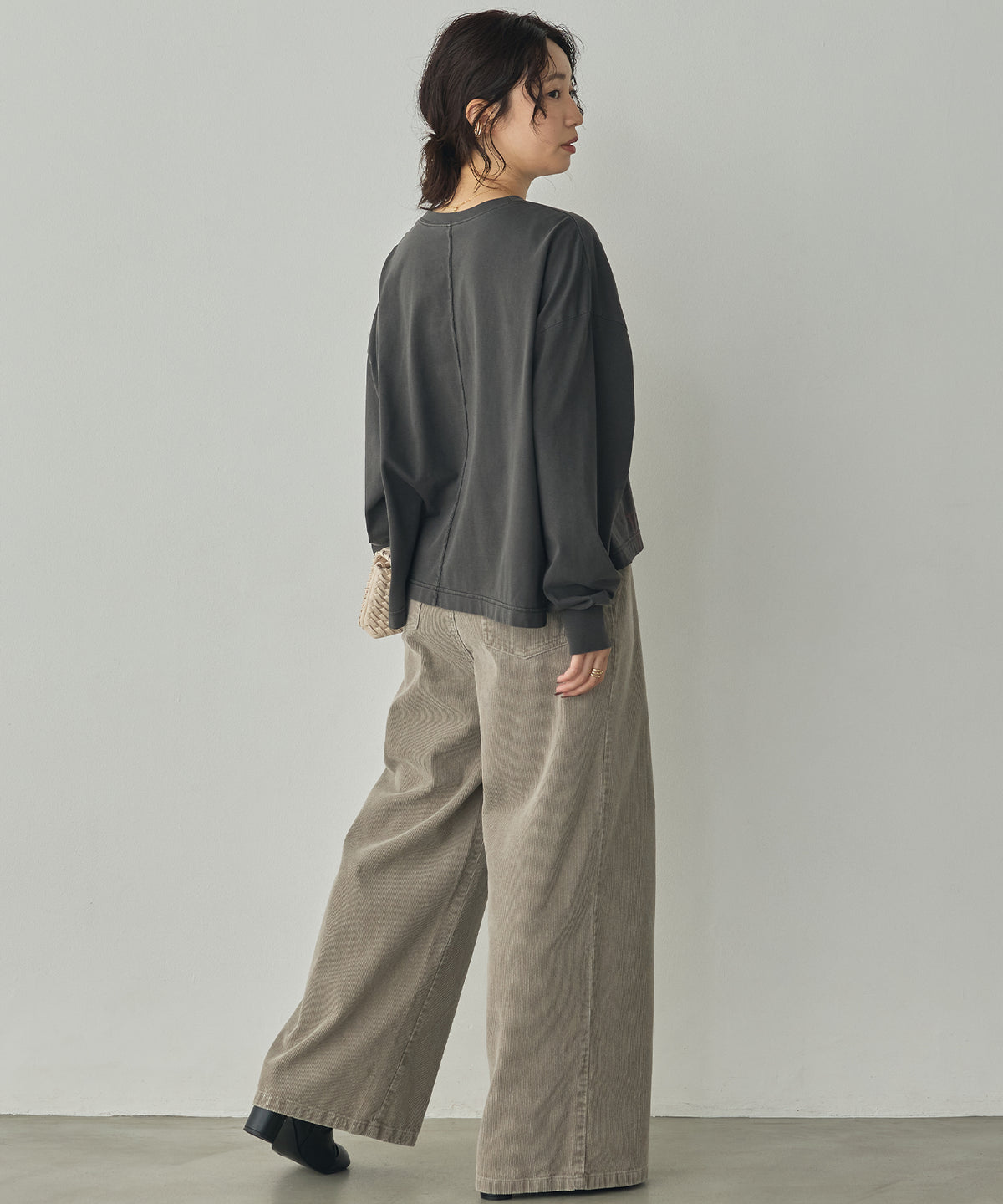 PIGMENT-DYED LOGO LONG T-SHIRT