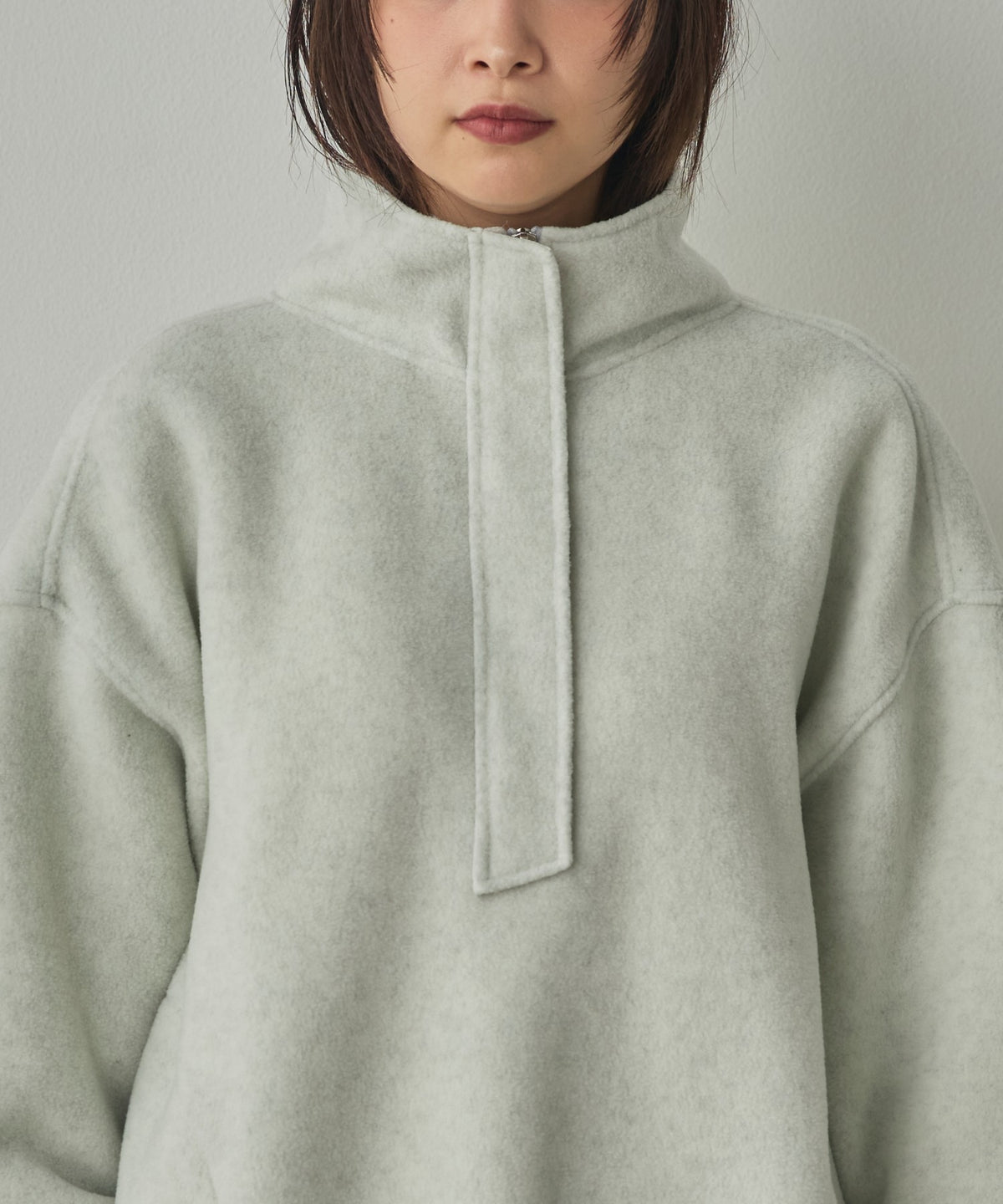 BOUCLÉ-CUT ANORAK TOPS