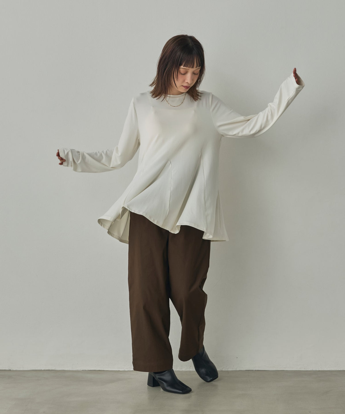 SOFT AND STRETCHY KNIT TOPS