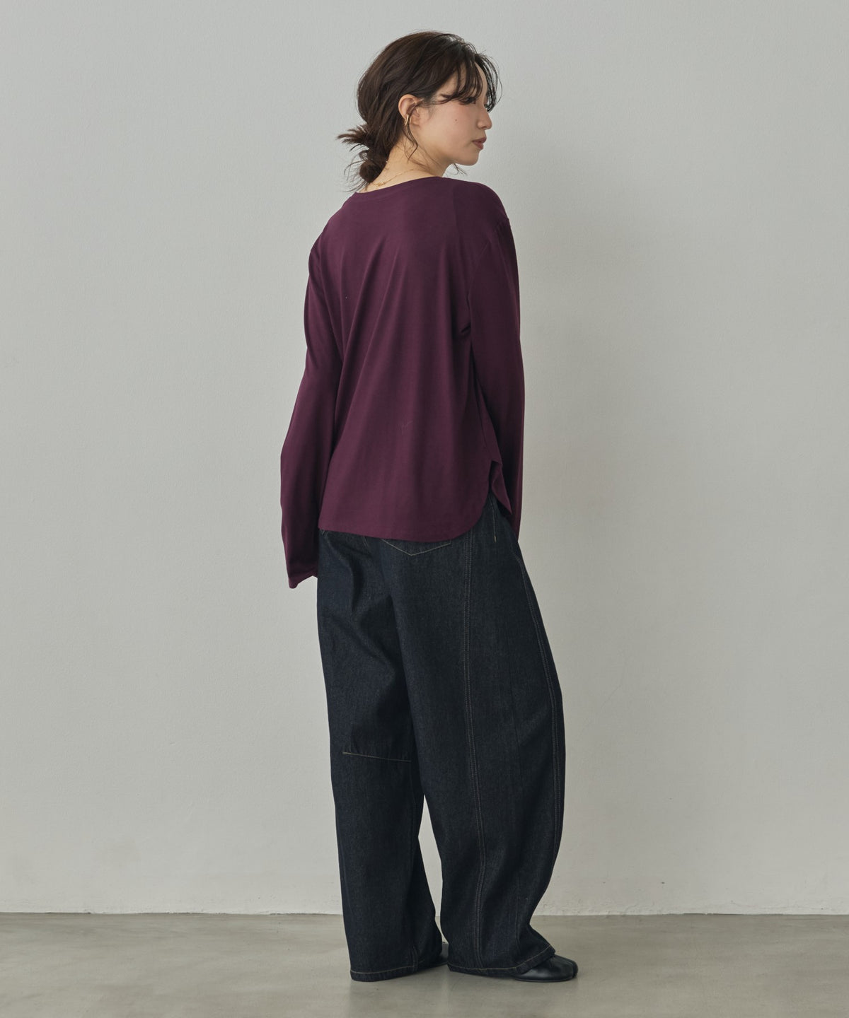 SOFT AND STRETCHY T-SHIRT: BASIC TOPS