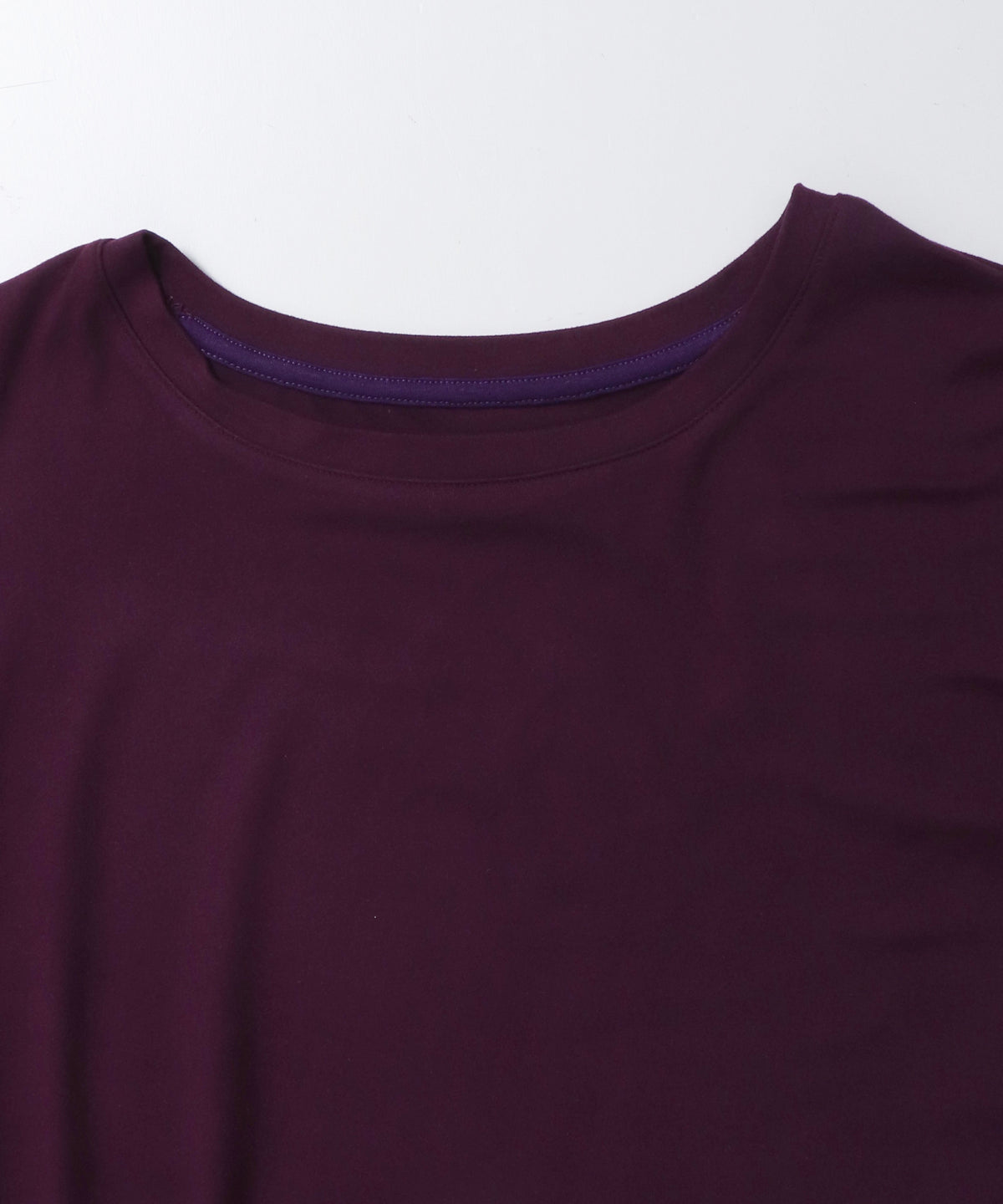 SOFT AND STRETCHY T-SHIRT: BASIC TOPS