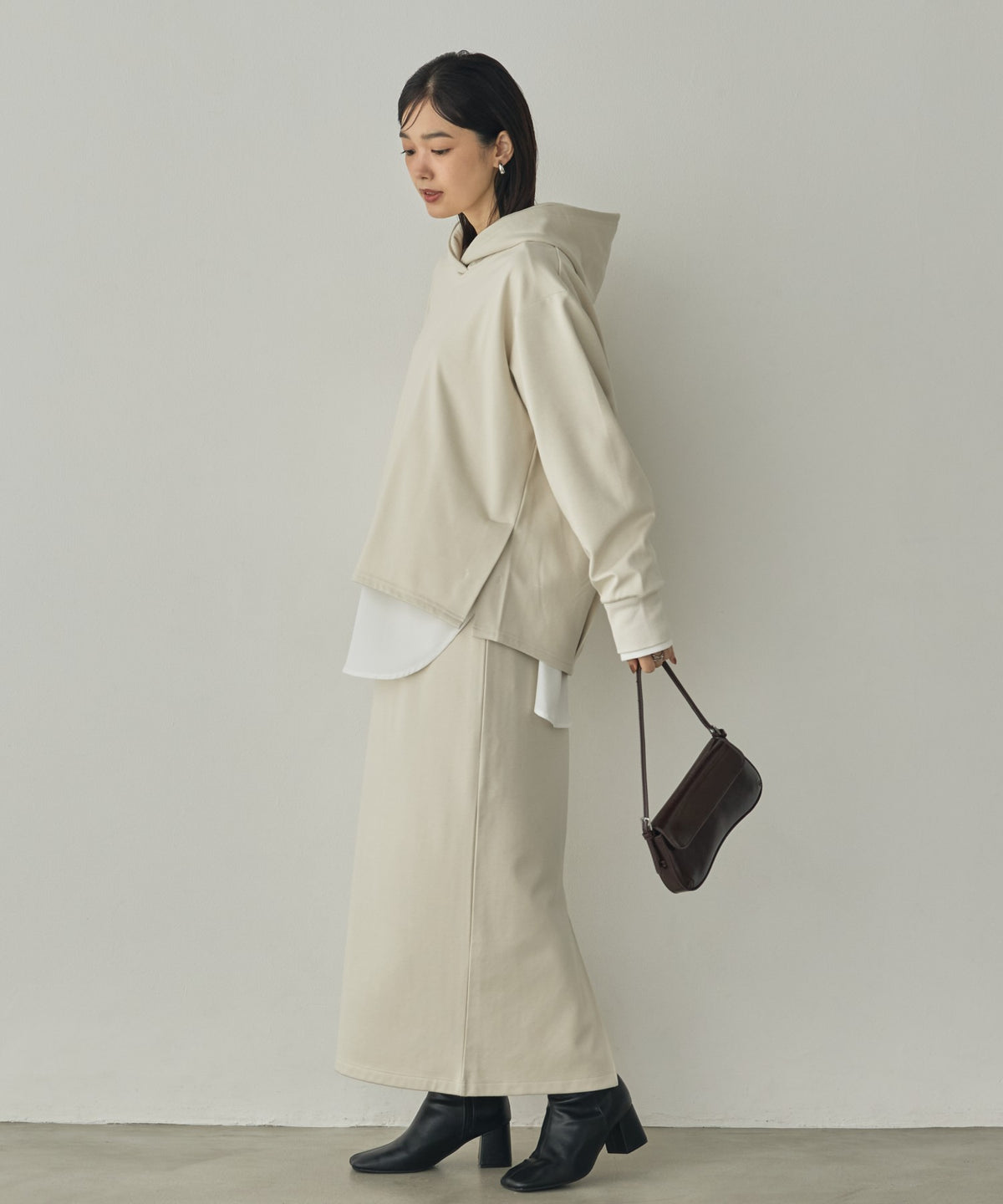 BRUSHED-LINING, SIDE-SLIT, FLOWY HOODIE