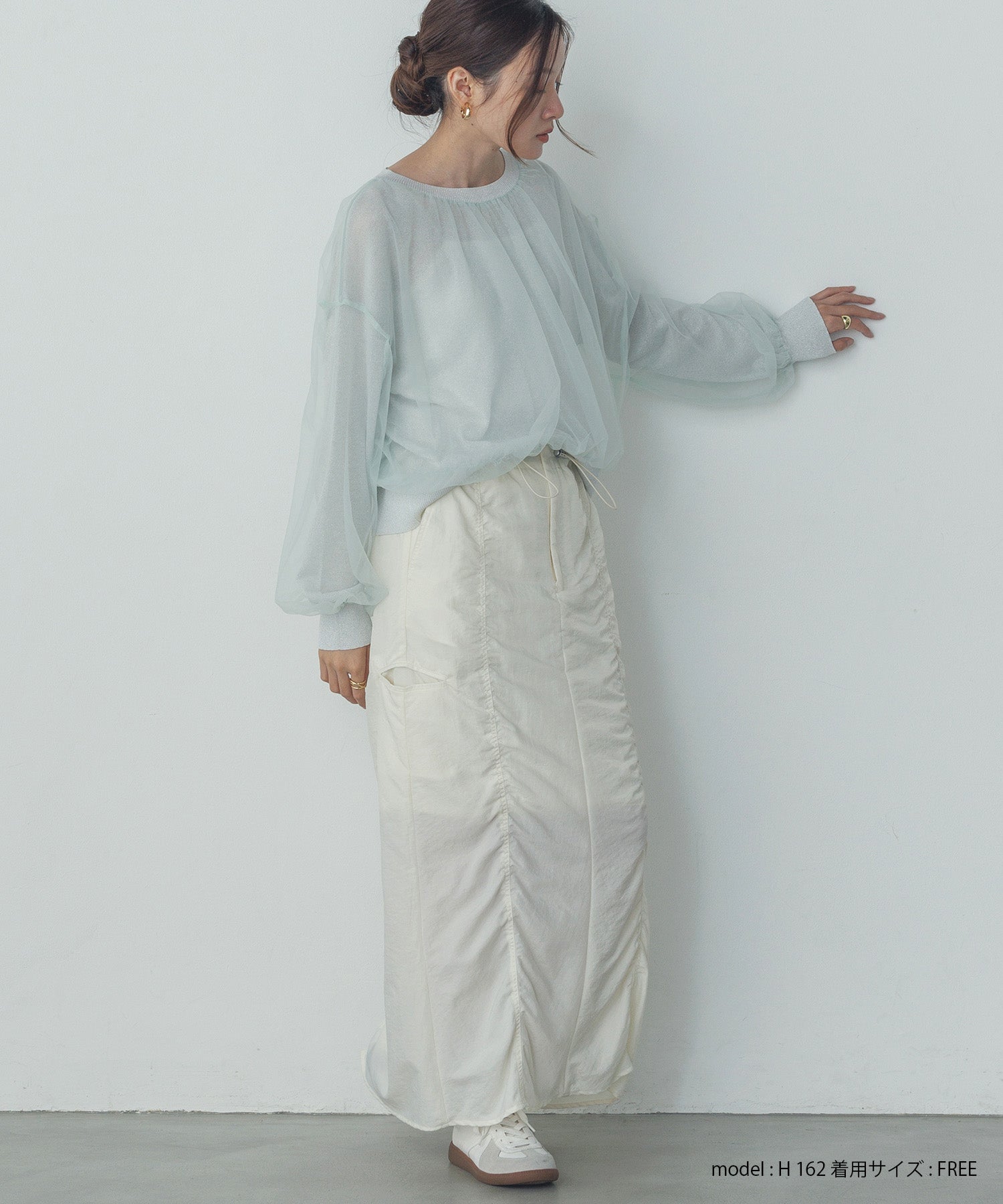 ラメニット チュールレイヤードトップス