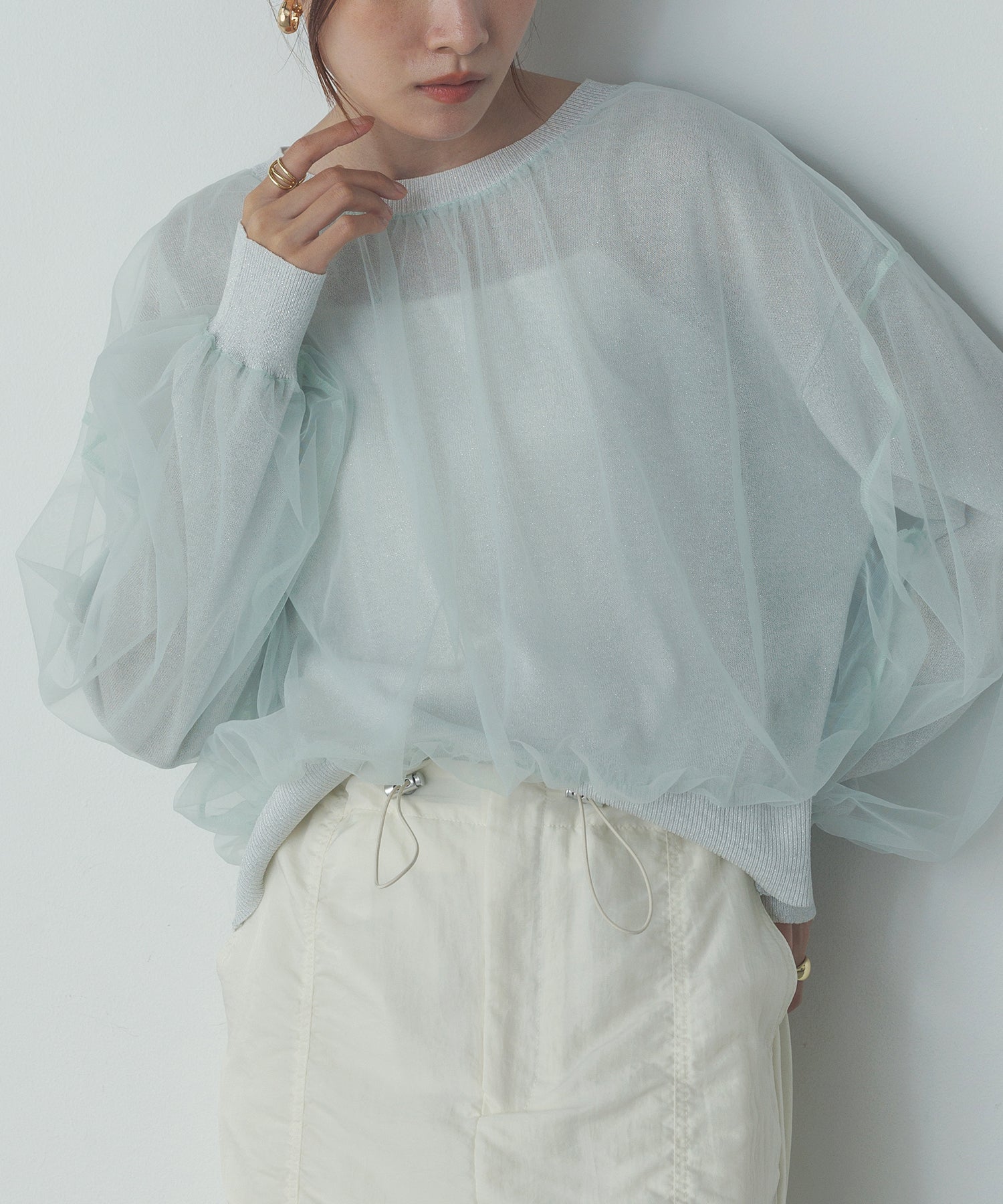 ラメニット チュールレイヤードトップス