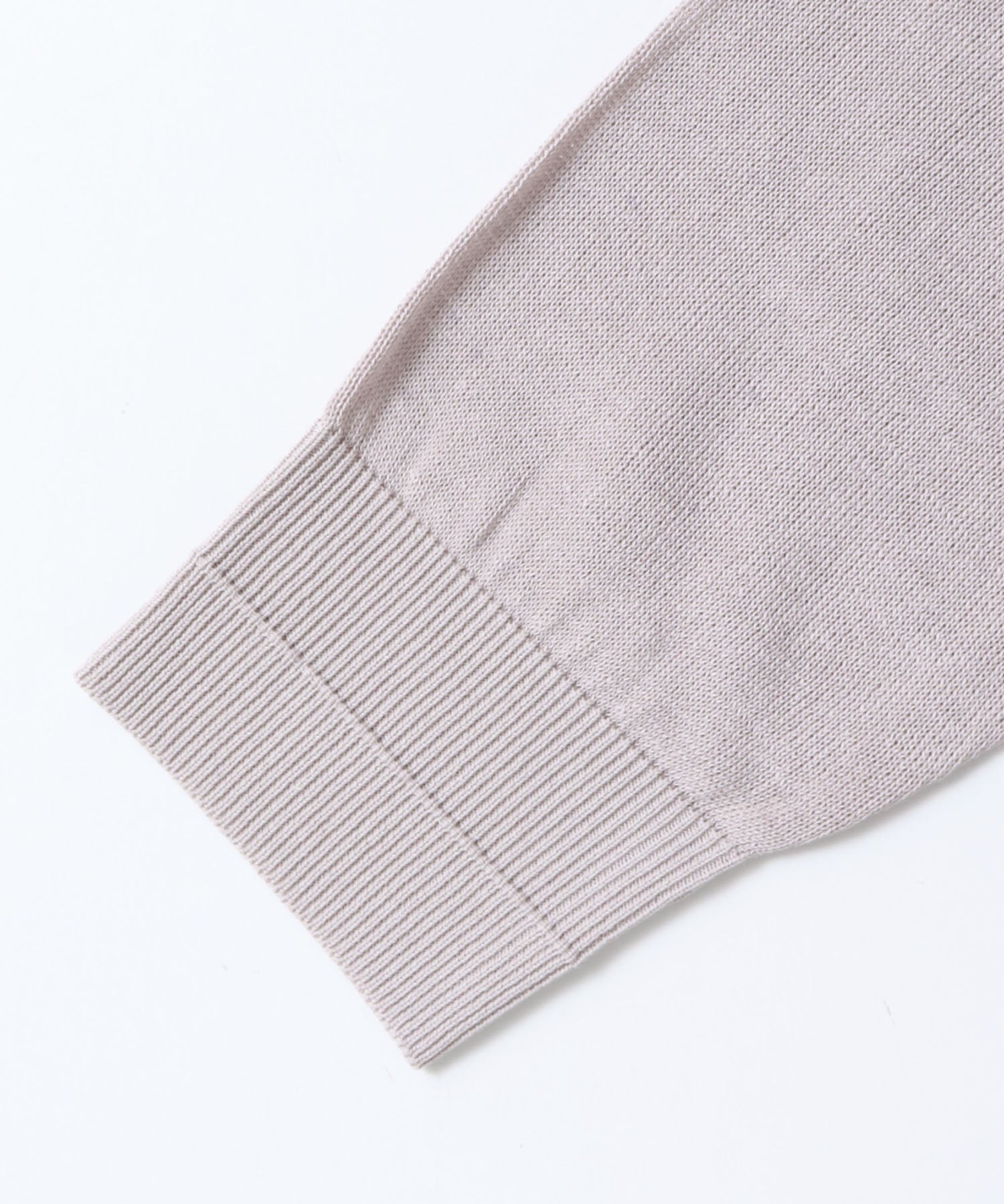 ペーパーライクシアー ロゴプリントニット