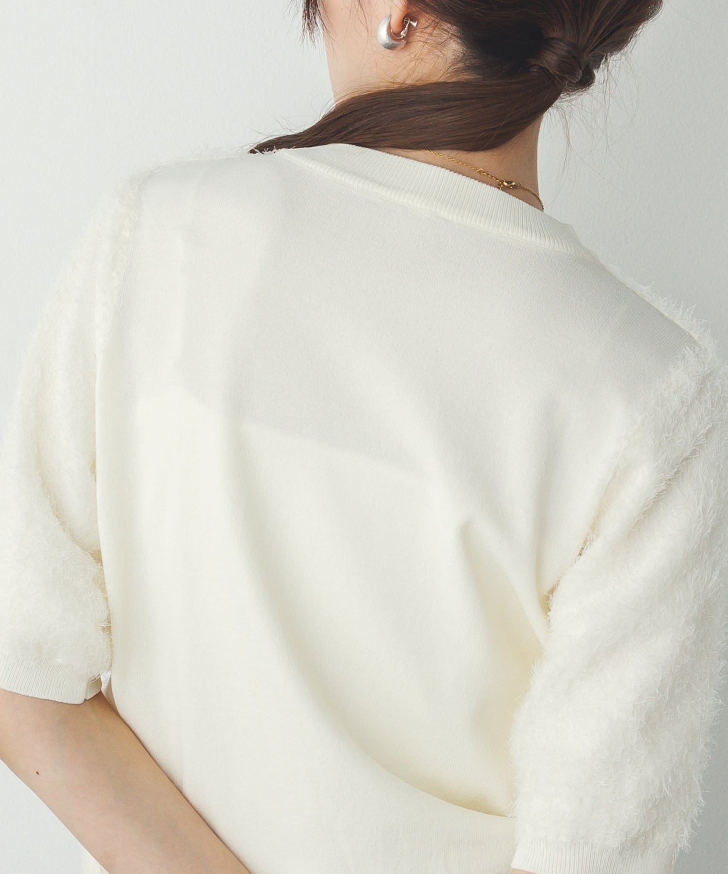 JACQUARD SHEER KNIT