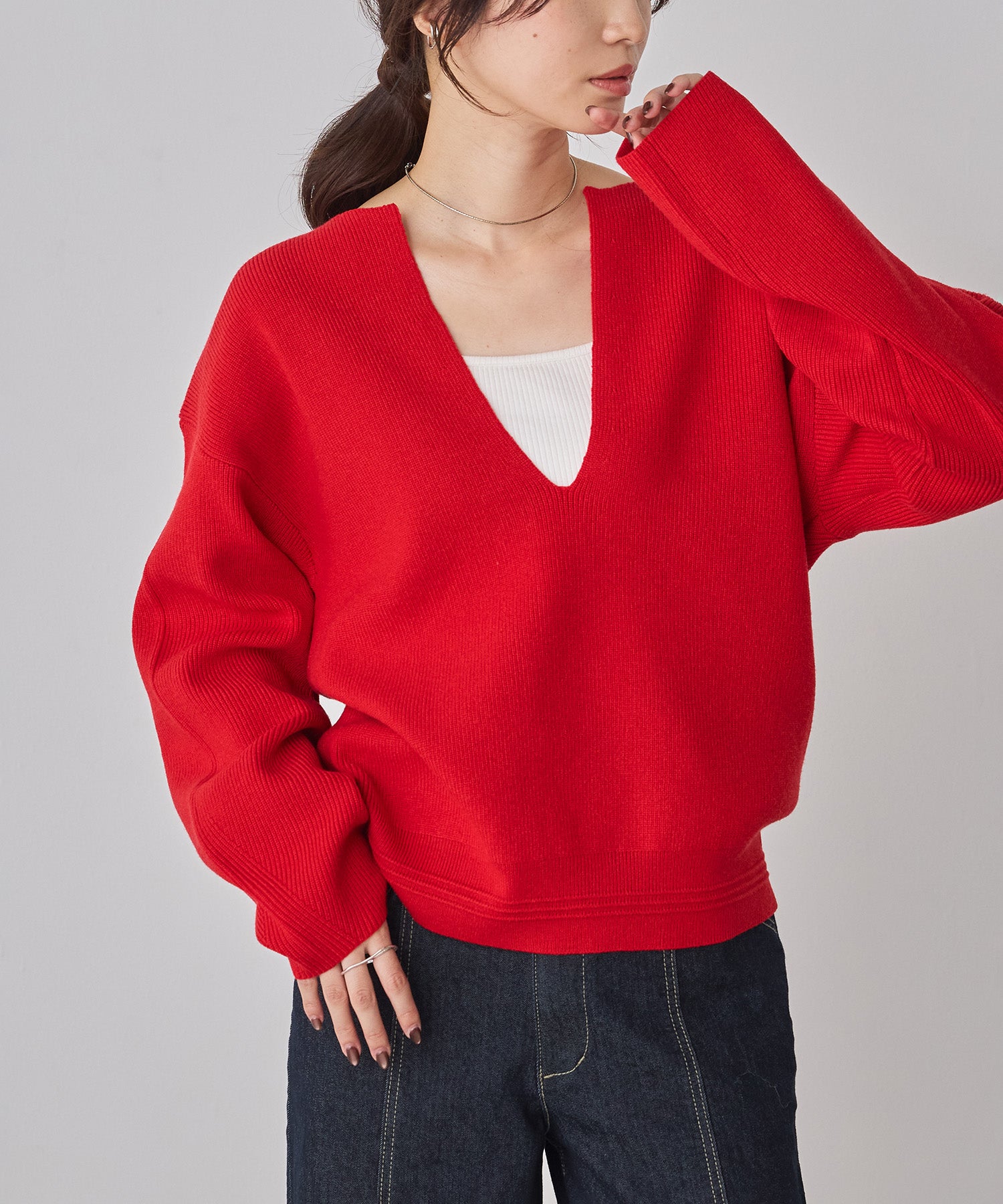 【静電気防止】やわもちヤーン 深Vデザインニット