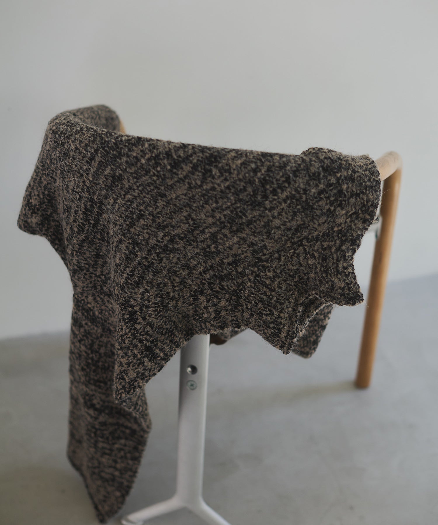 ブークレミックス ハイネックニット