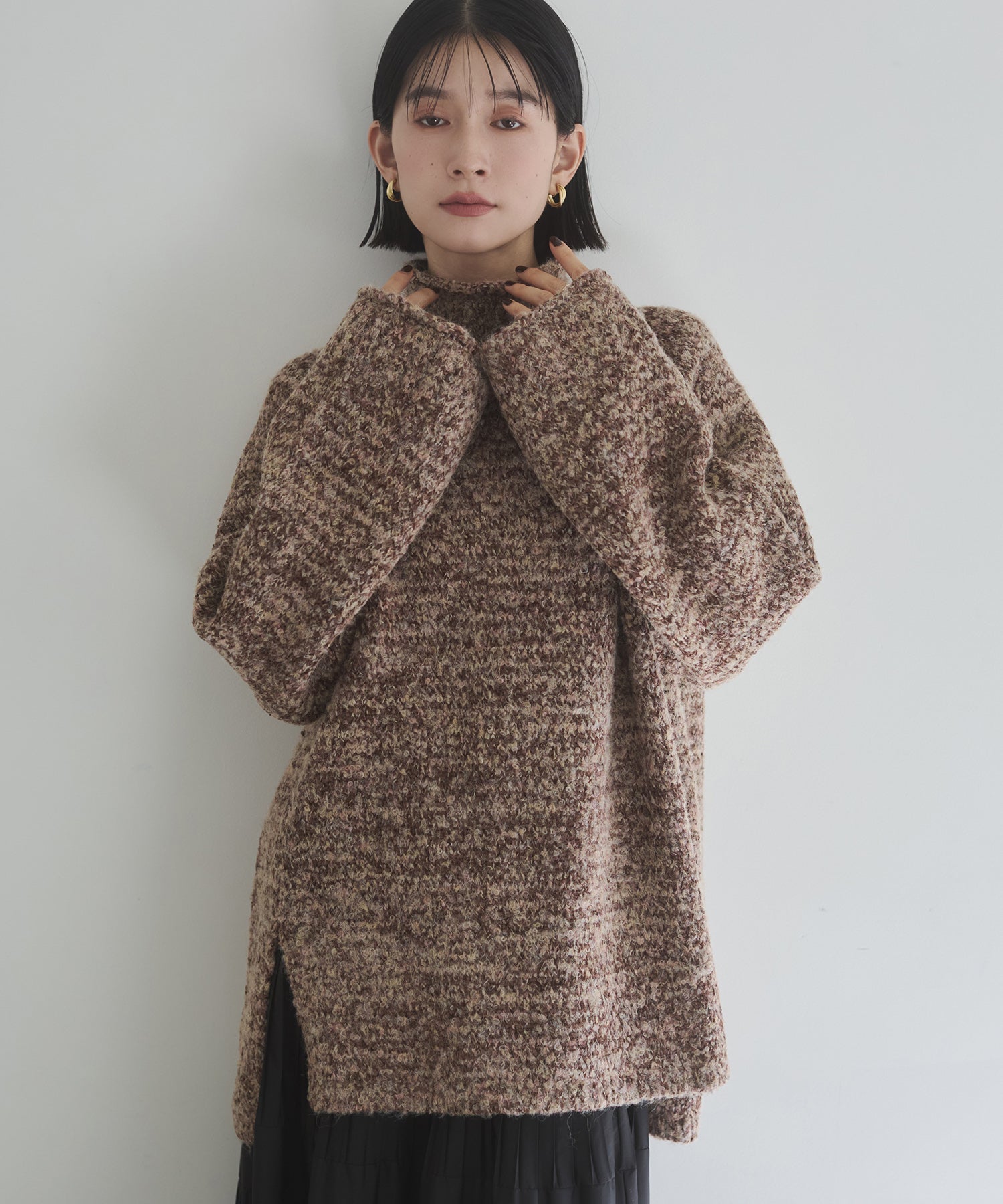BOUCLE HIGH NECK KNIT