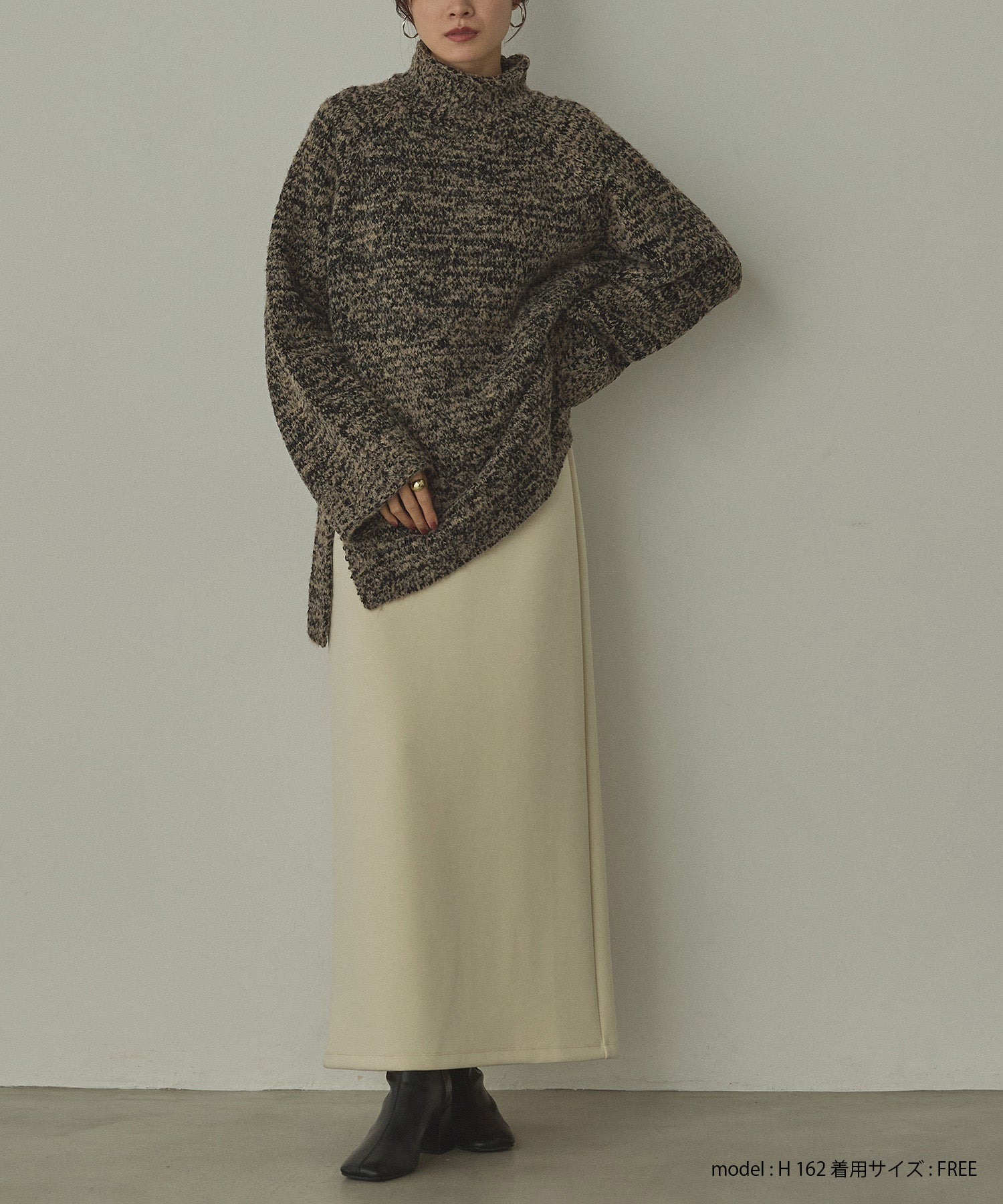 ブークレミックス ハイネックニット