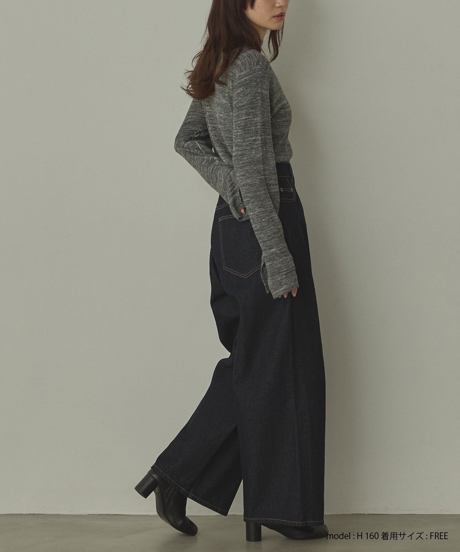 配色 タートルリブニット