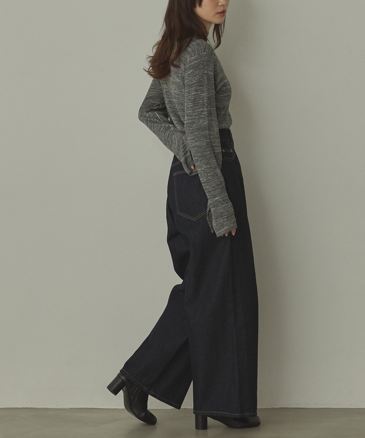 BICOLOR TURTLE RIB KNIT