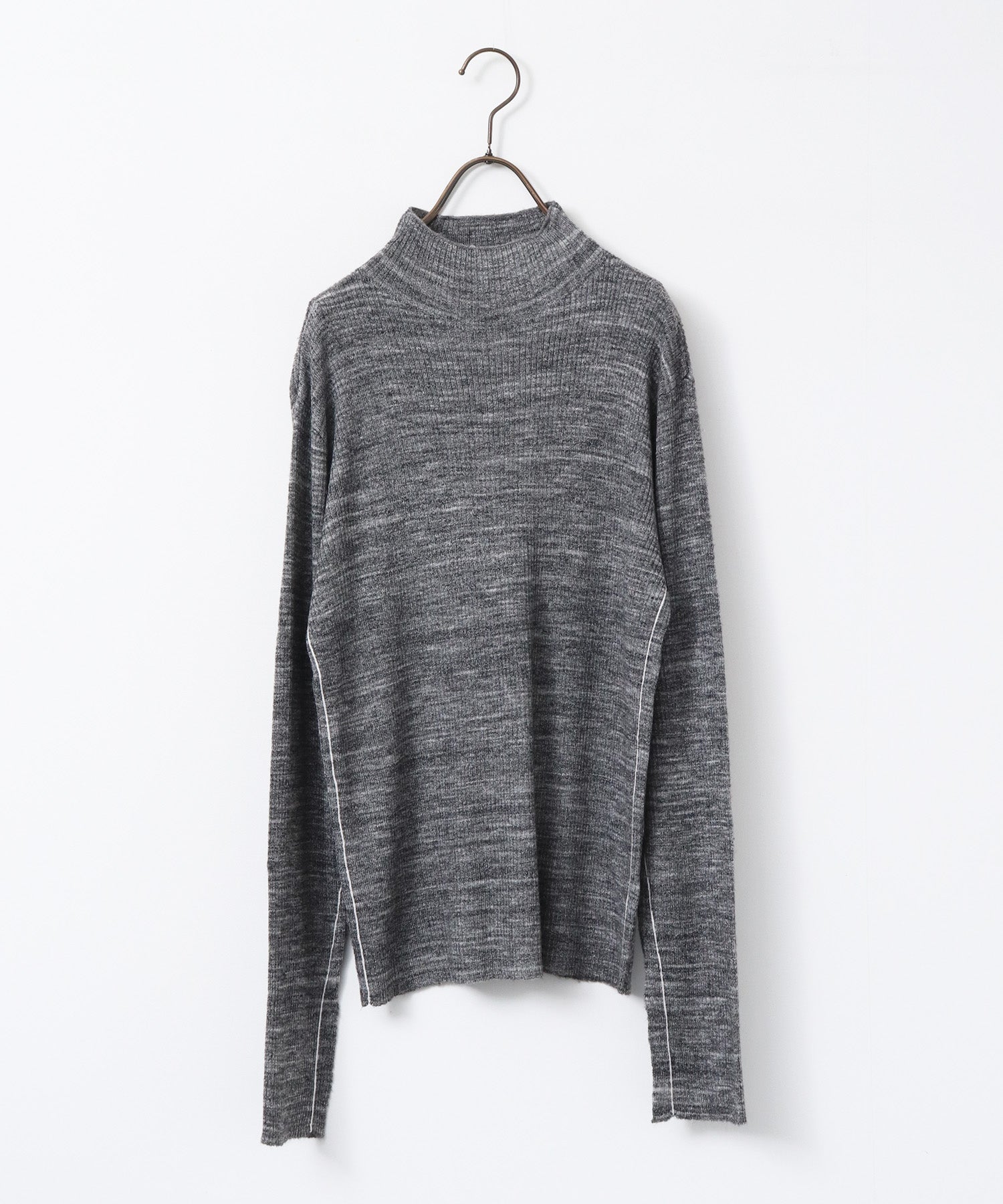 配色 タートルリブニット