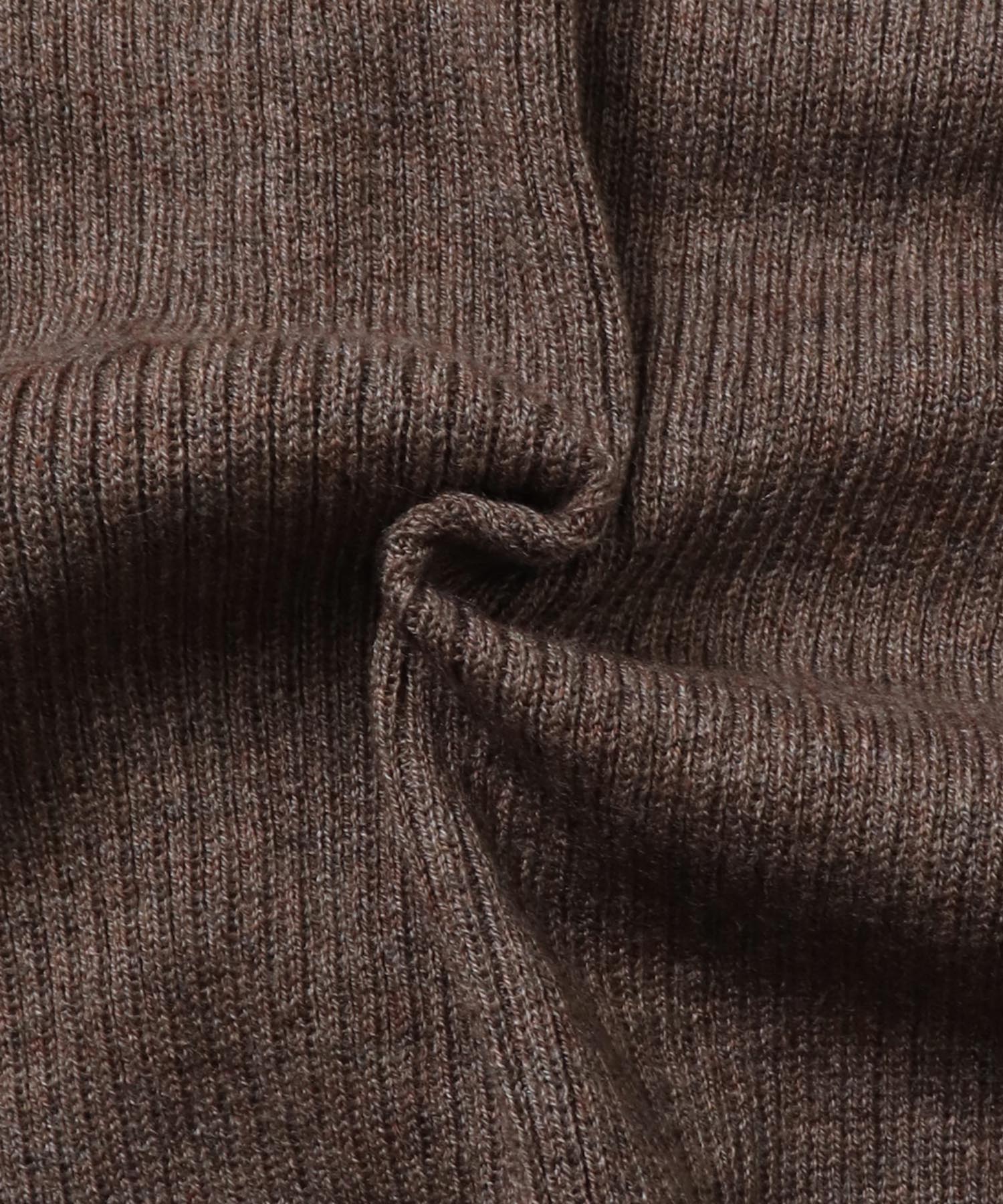 配色 タートルリブニット