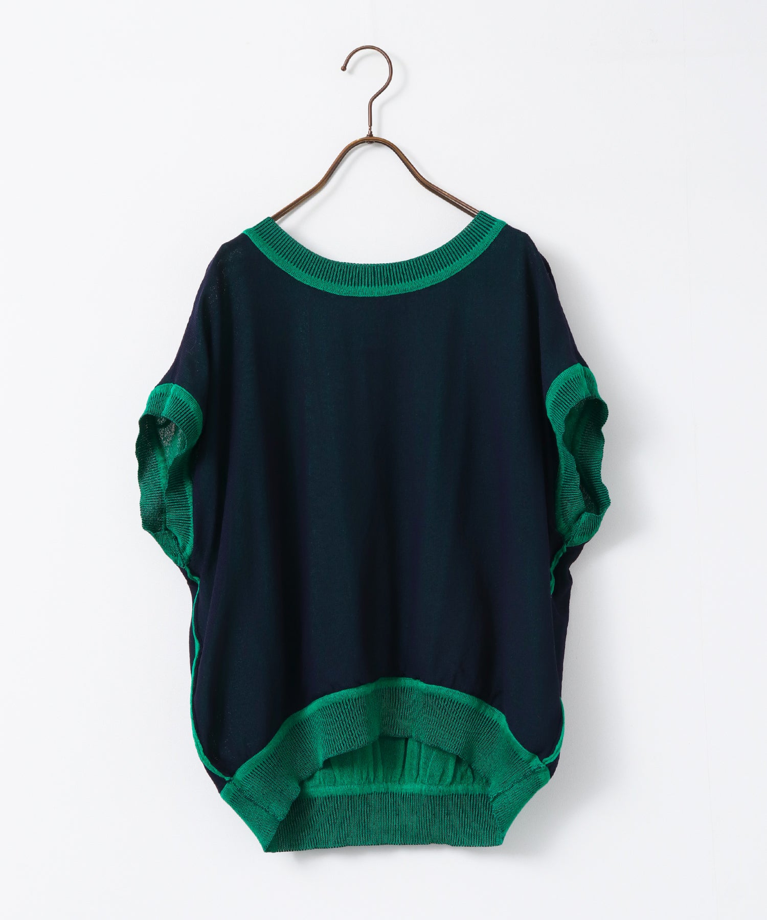 REVERSIBLE COLOR-BLOCK KNIT