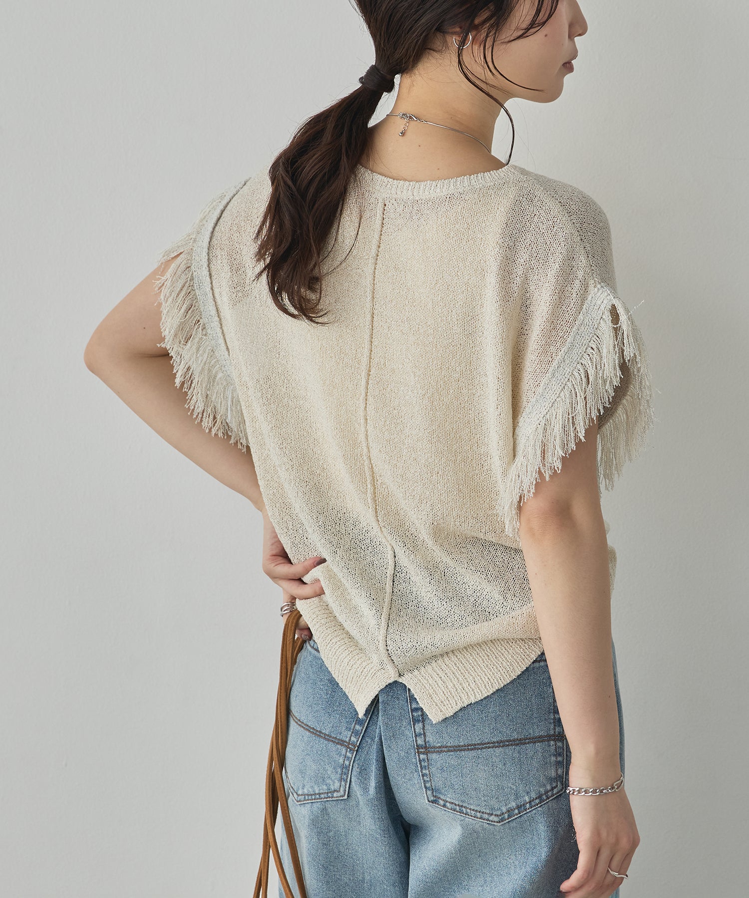 SEQUINED FRINGE-SLEEVE KNIT