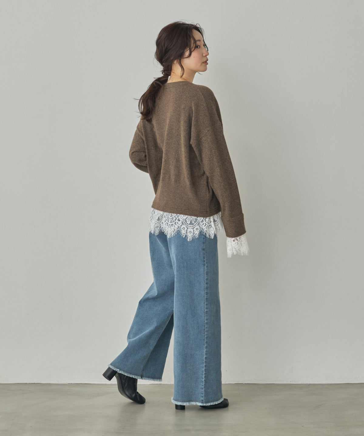 CASHMERE-TOUCH LACE-INLAID KNIT