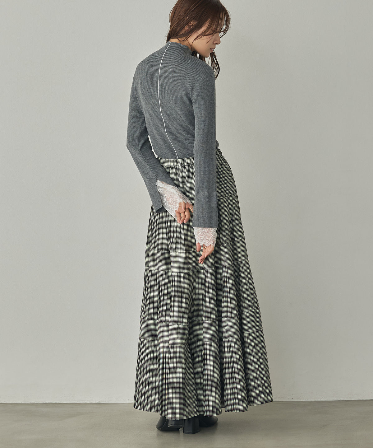 LACE-TRIMMED DOCKING KNIT