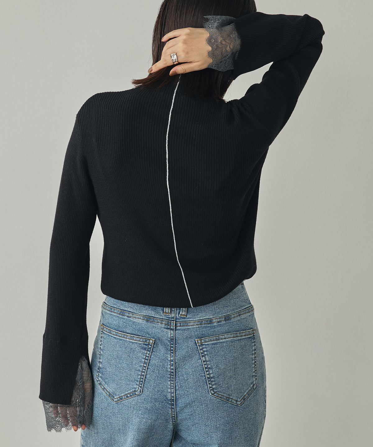LACE-TRIMMED DOCKING KNIT