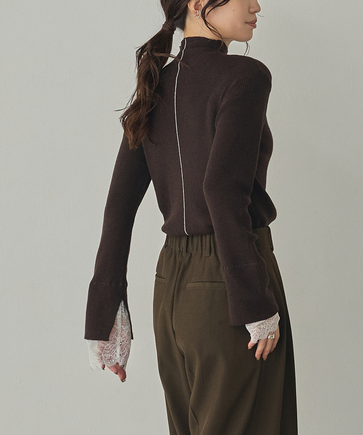 LACE-TRIMMED DOCKING KNIT