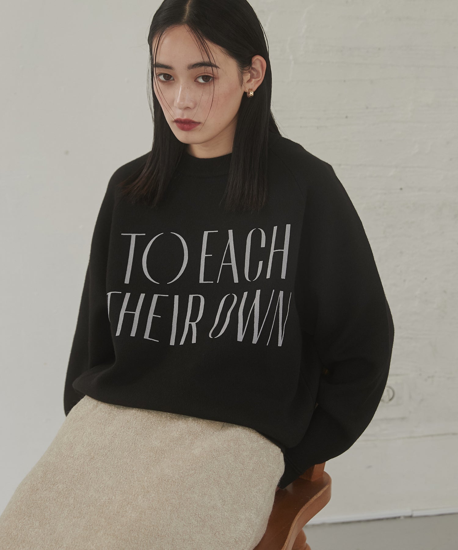 【WEB限定/別注】【新色追加】ソフトタッチ ロゴニット