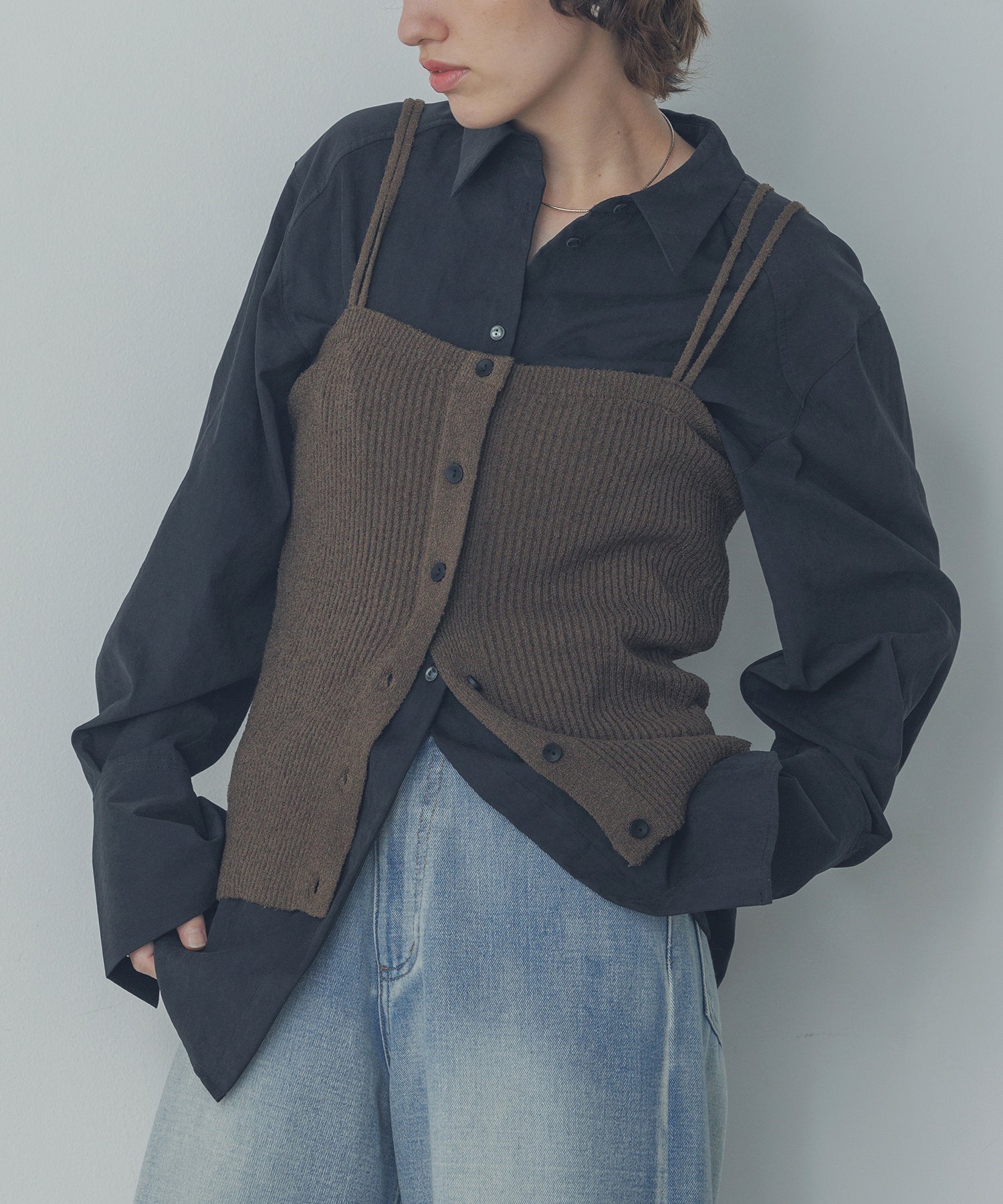 リブニットビスチェ