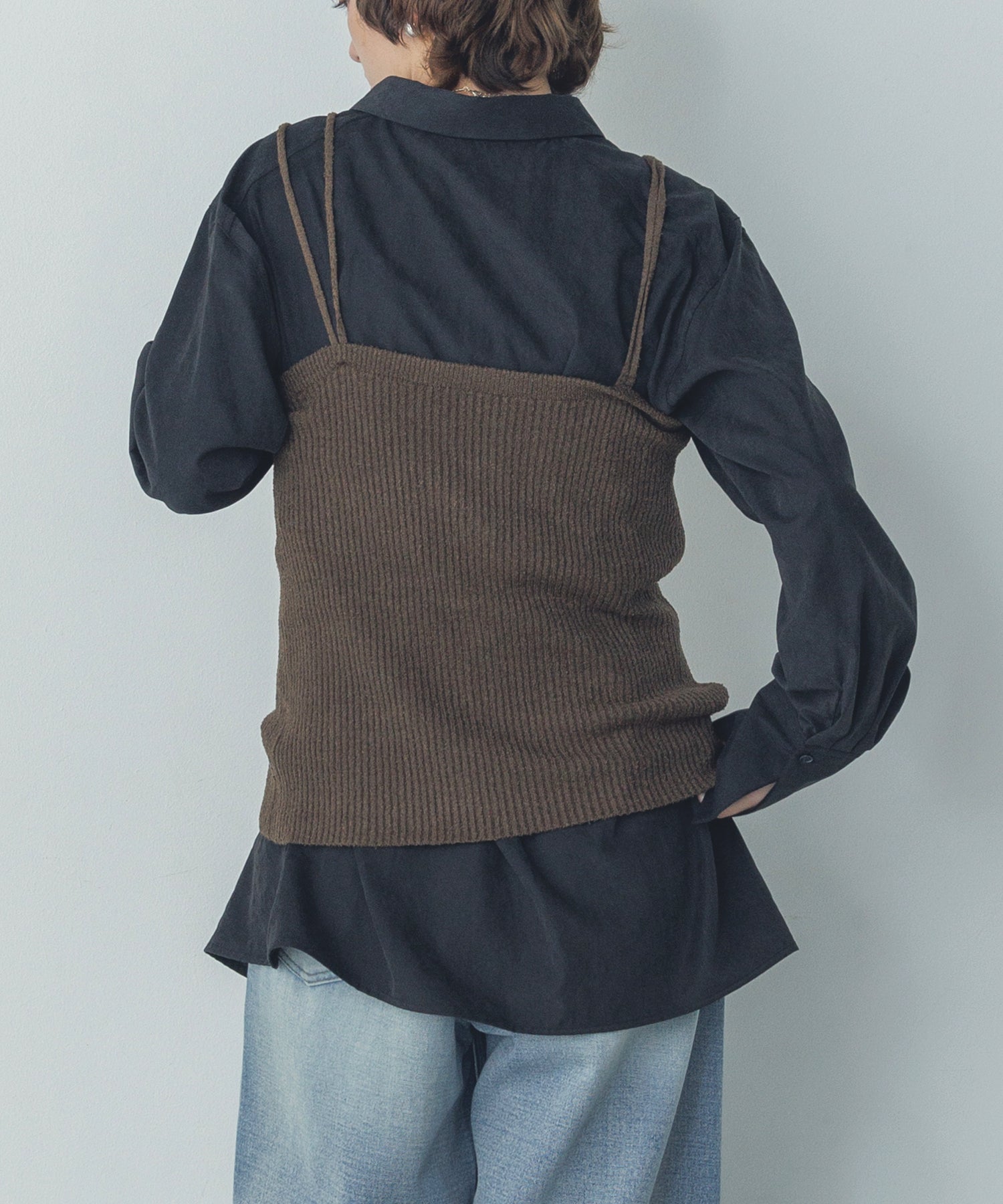 リブニットビスチェ