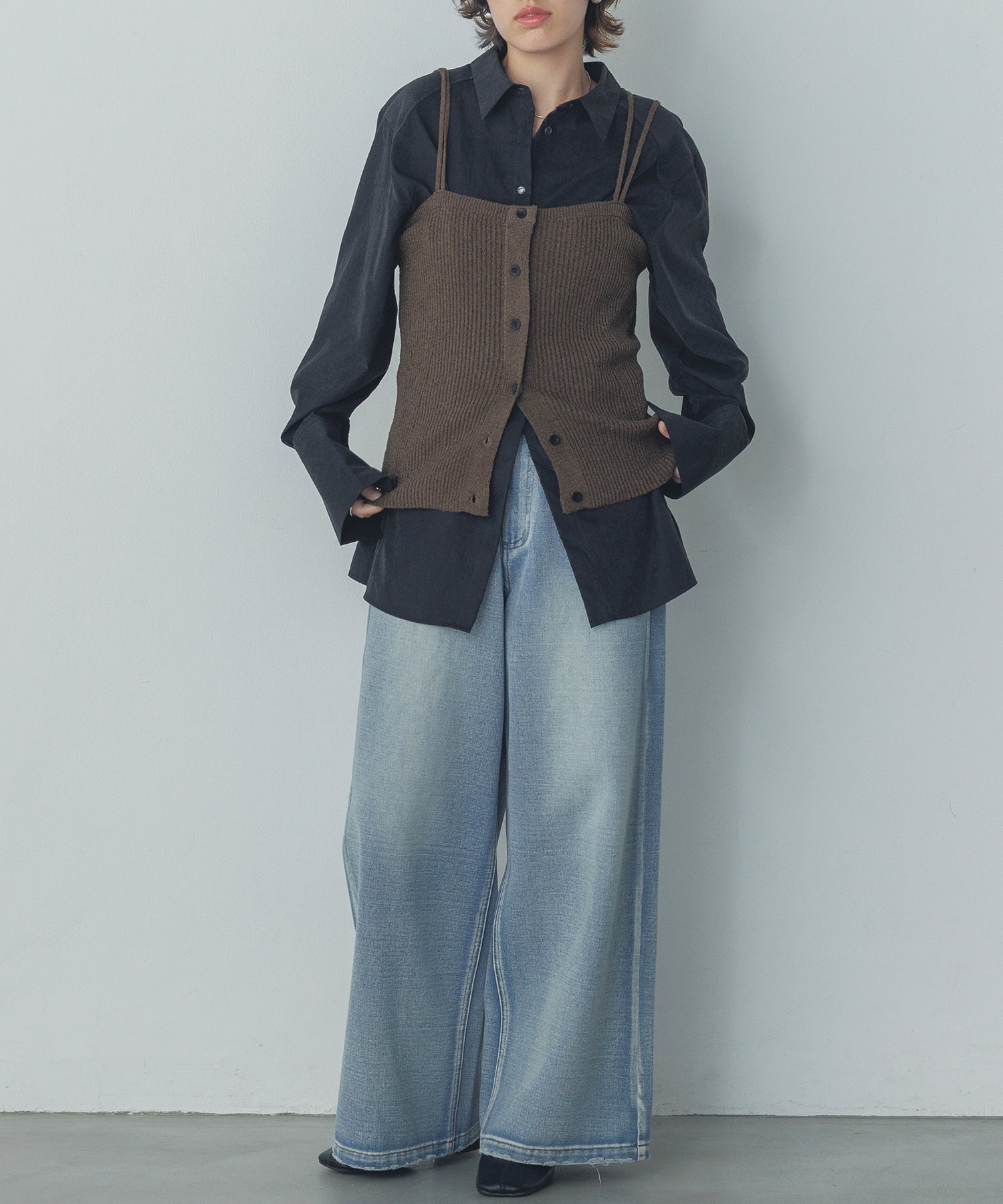 リブニットビスチェ