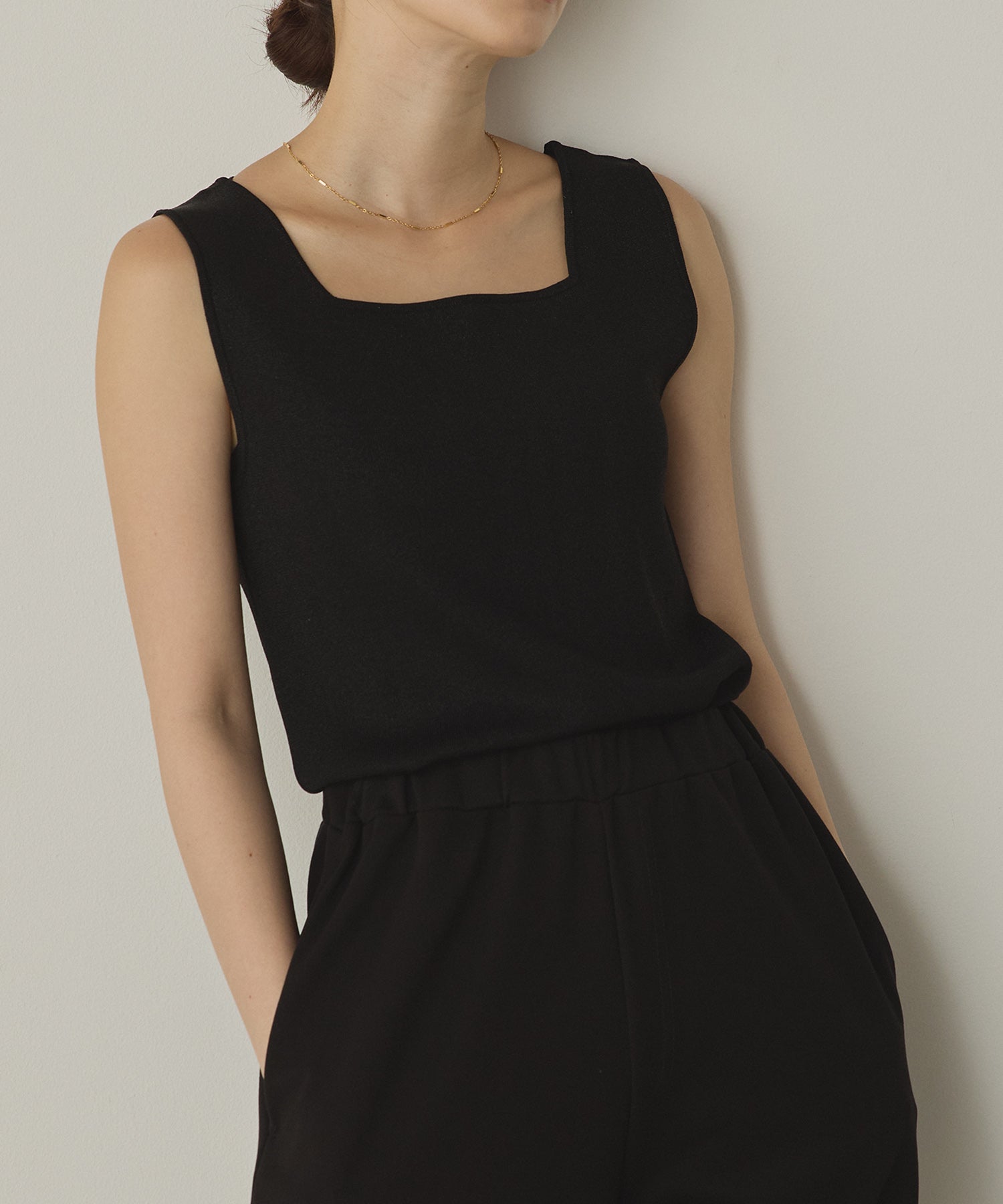 前後2WAY スクエアラメニット タンクトップ