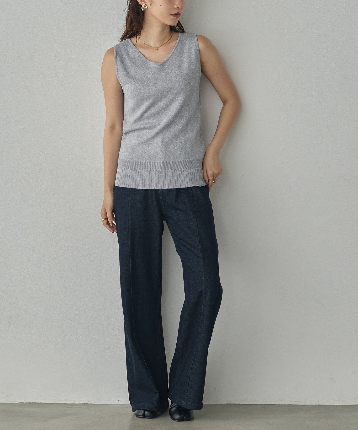 V-NECK SEQUIN-KNIT SQUARE-NECK TANK TOP