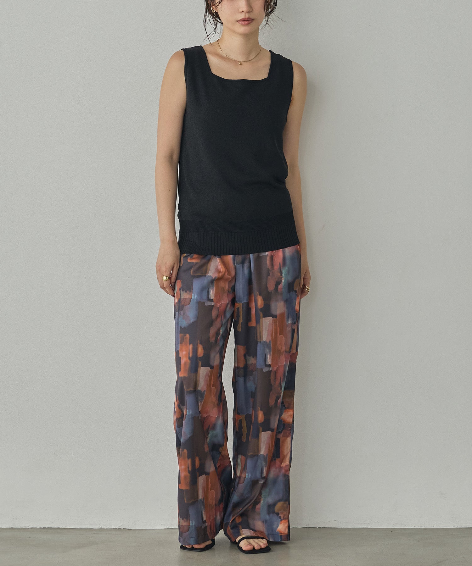 V-NECK SEQUIN-KNIT SQUARE-NECK TANK TOP
