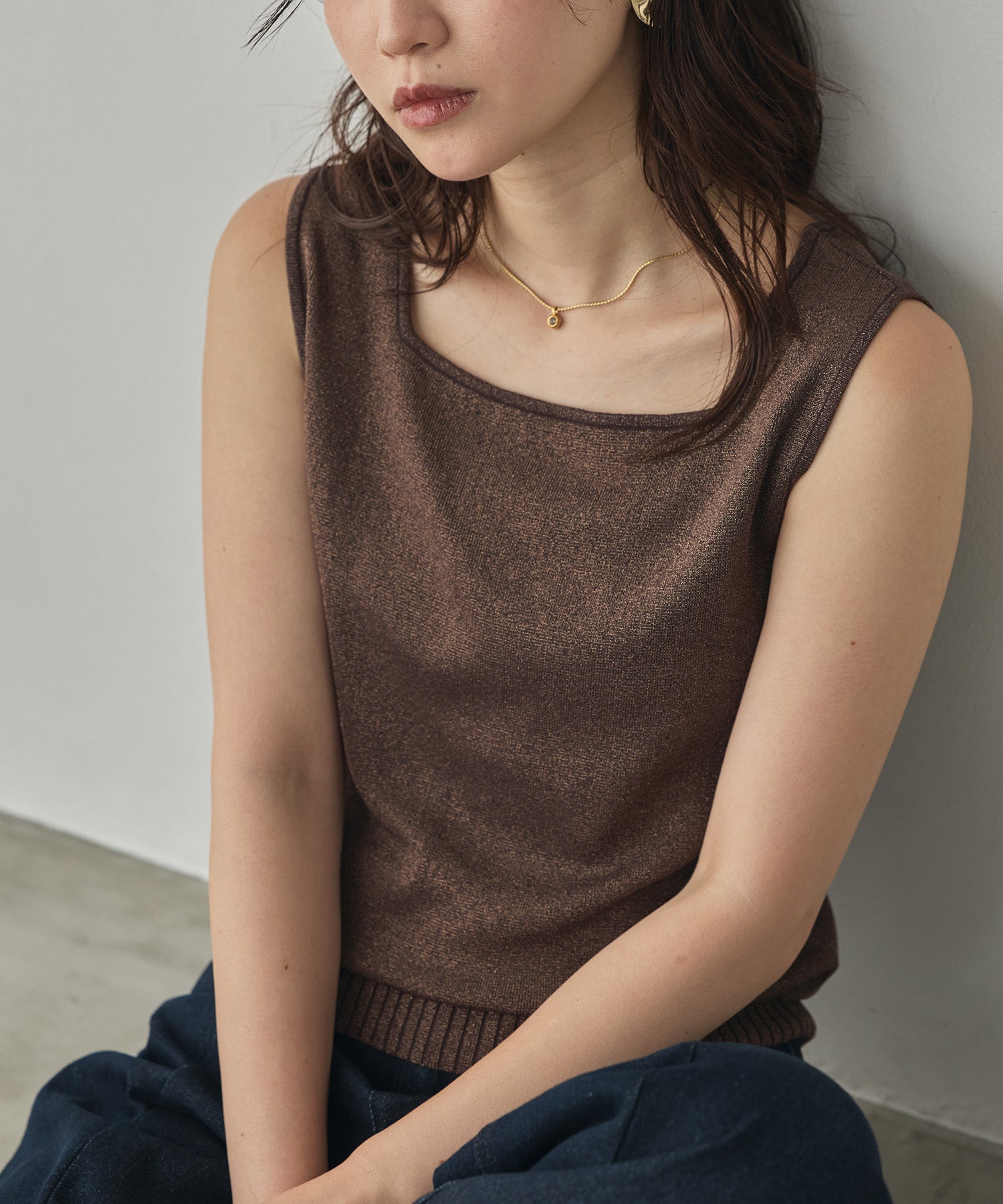 V-NECK SEQUIN-KNIT SQUARE-NECK TANK TOP