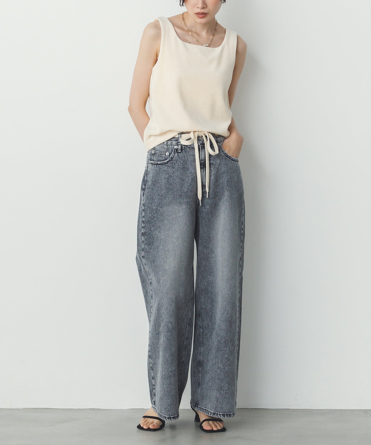 VELOR 2WAY SQUARE TANK TOP