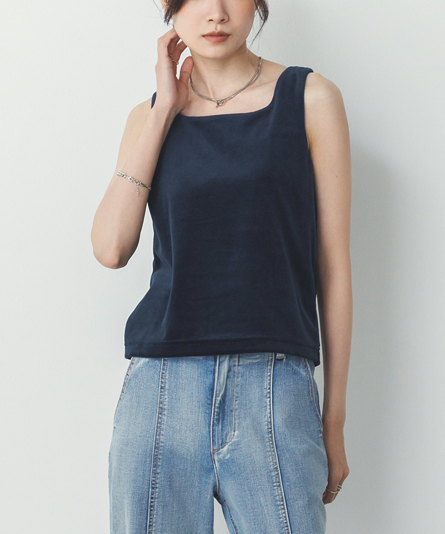VELOR 2WAY SQUARE TANK TOP