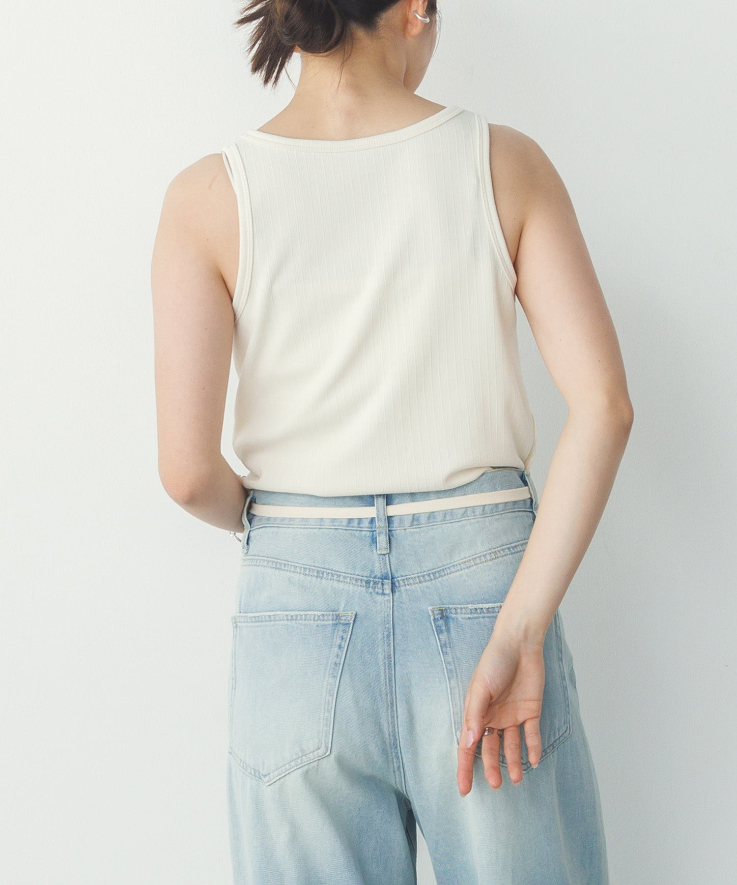 LOGO EMBROIDERY TANK TOP