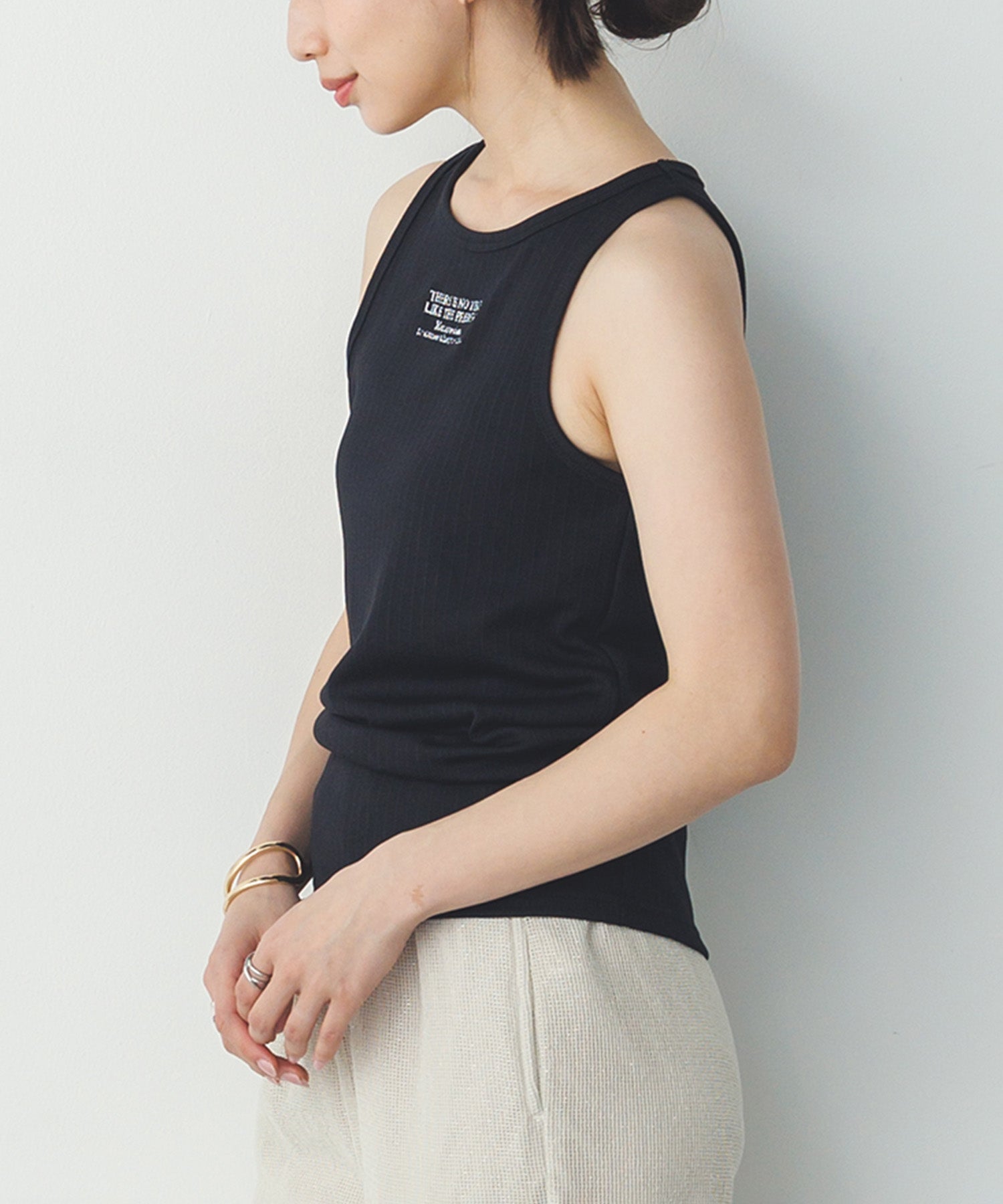 LOGO EMBROIDERY TANK TOP
