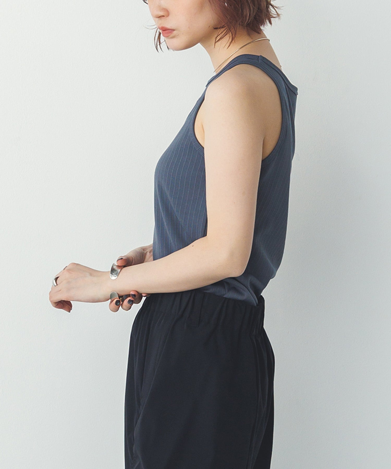 LOGO EMBROIDERY TANK TOP