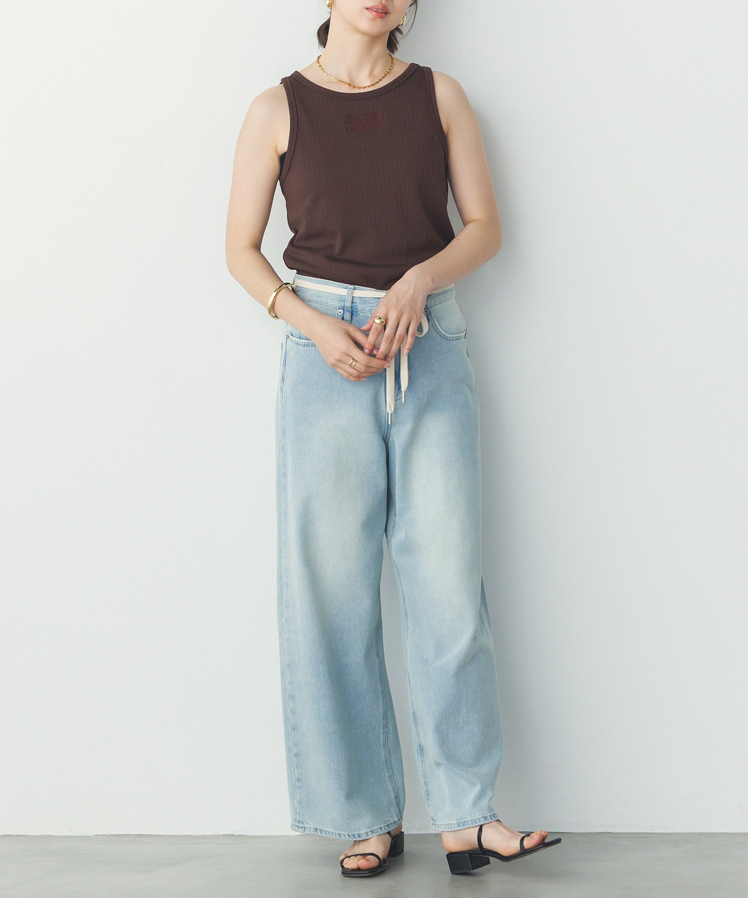 LOGO EMBROIDERY TANK TOP