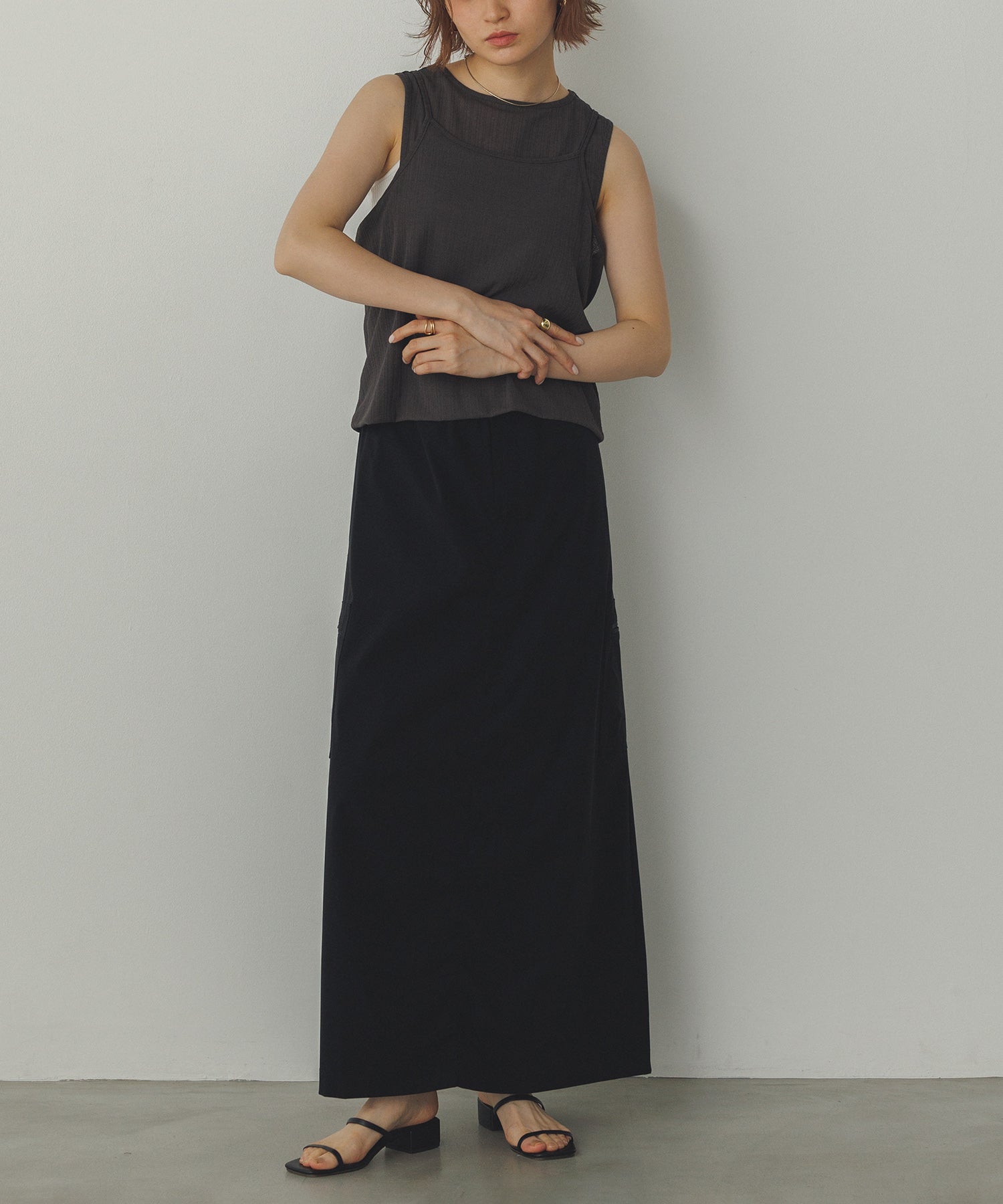 ランダムリブ シアータンクトップ